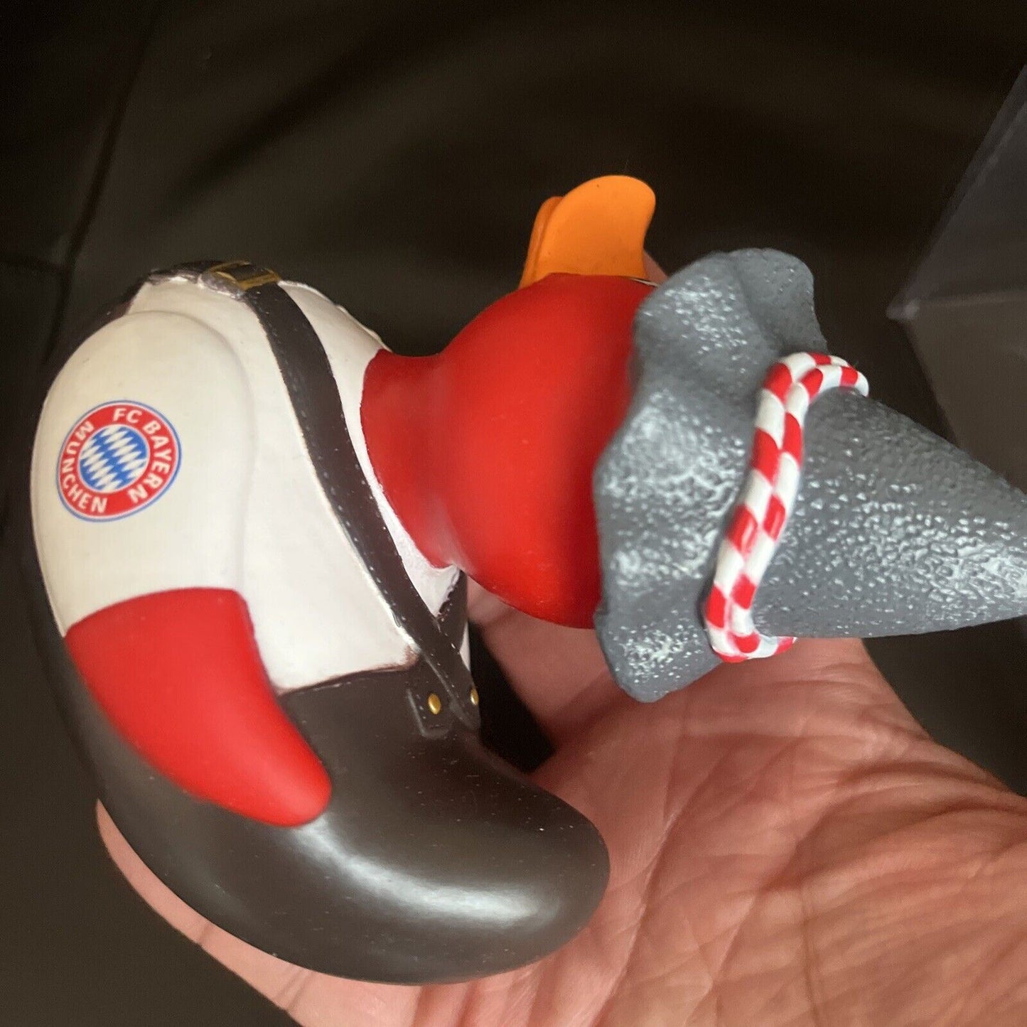 FC Bayern Munich Badeente Tracht Figure 10cm