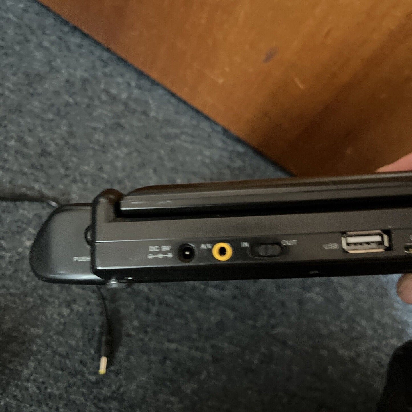 AWA 9" Portable DVD Player LMD5909B