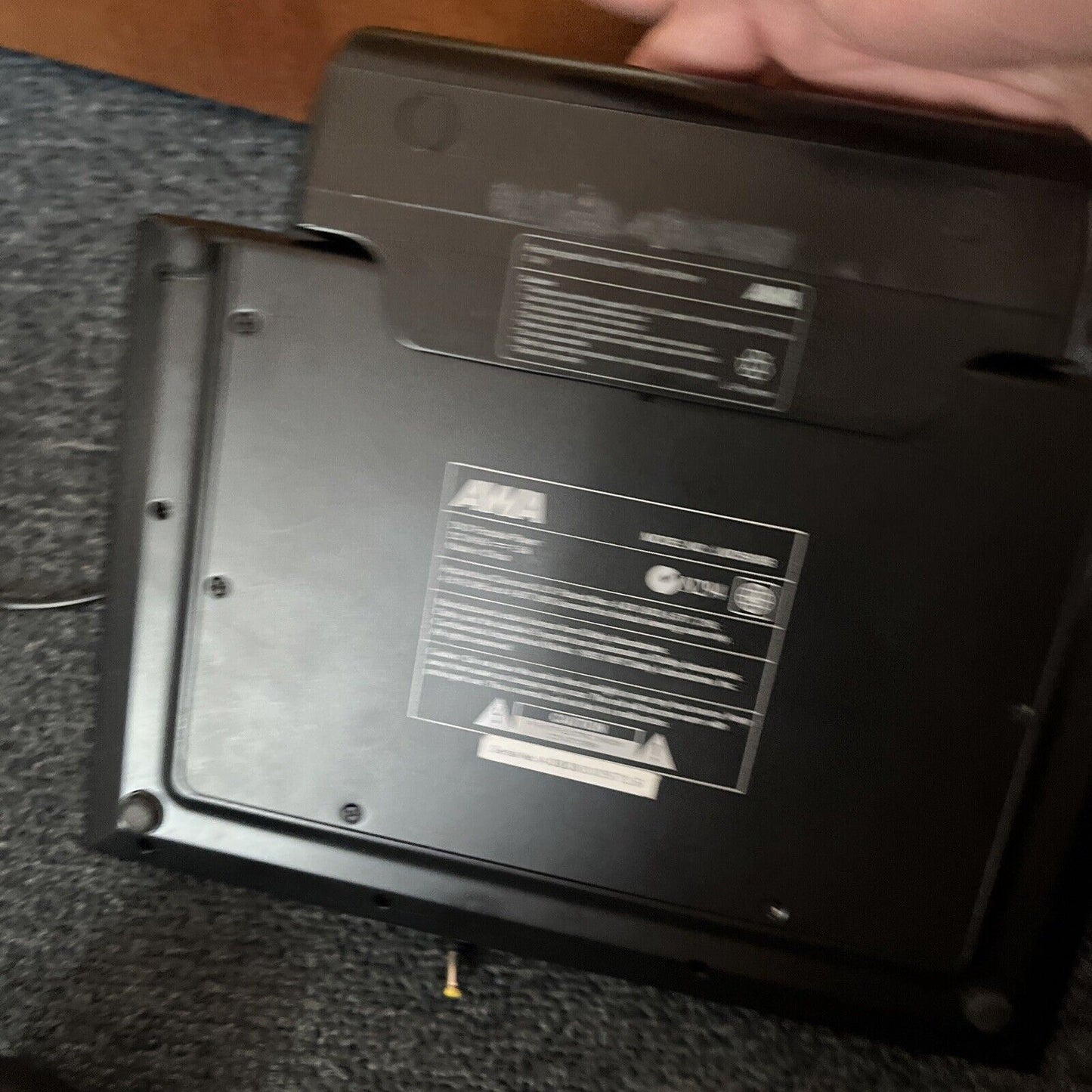 AWA 9" Portable DVD Player LMD5909B