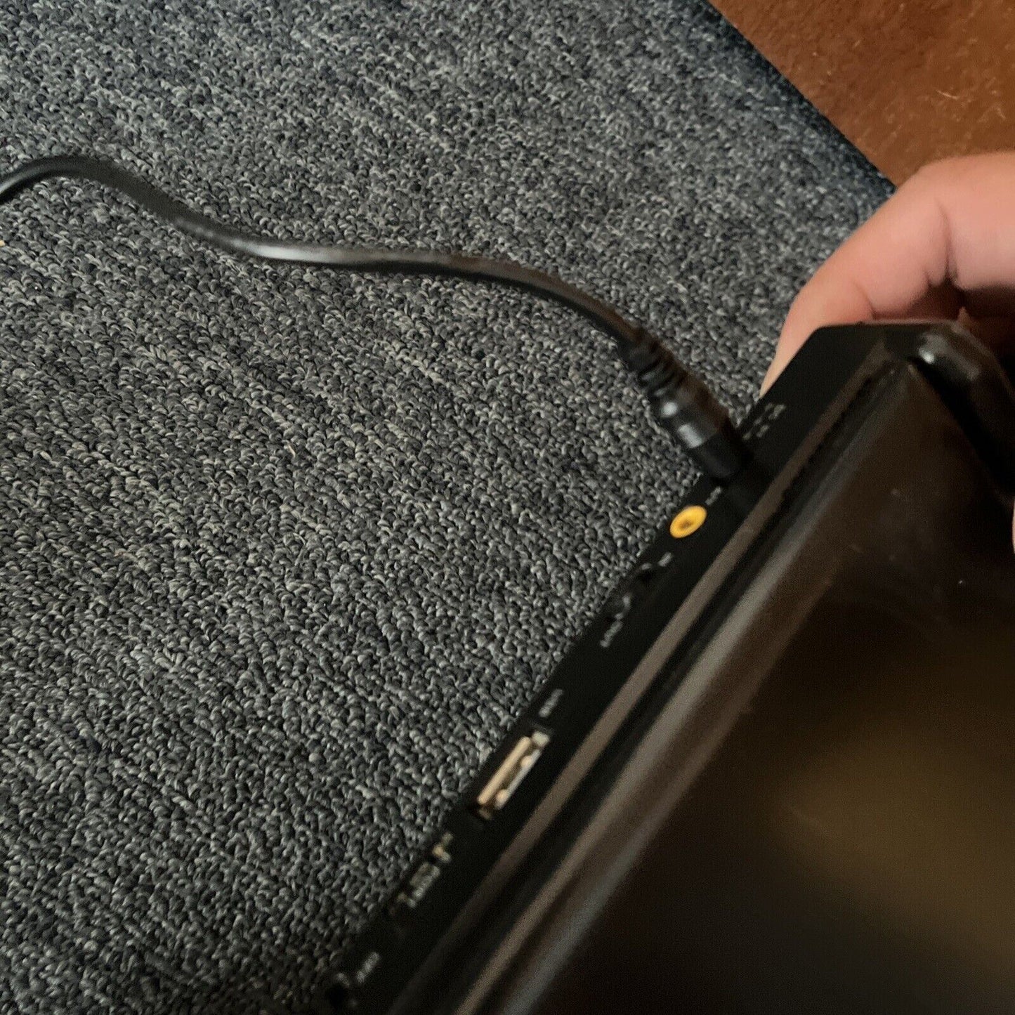 AWA 9" Portable DVD Player LMD5909B