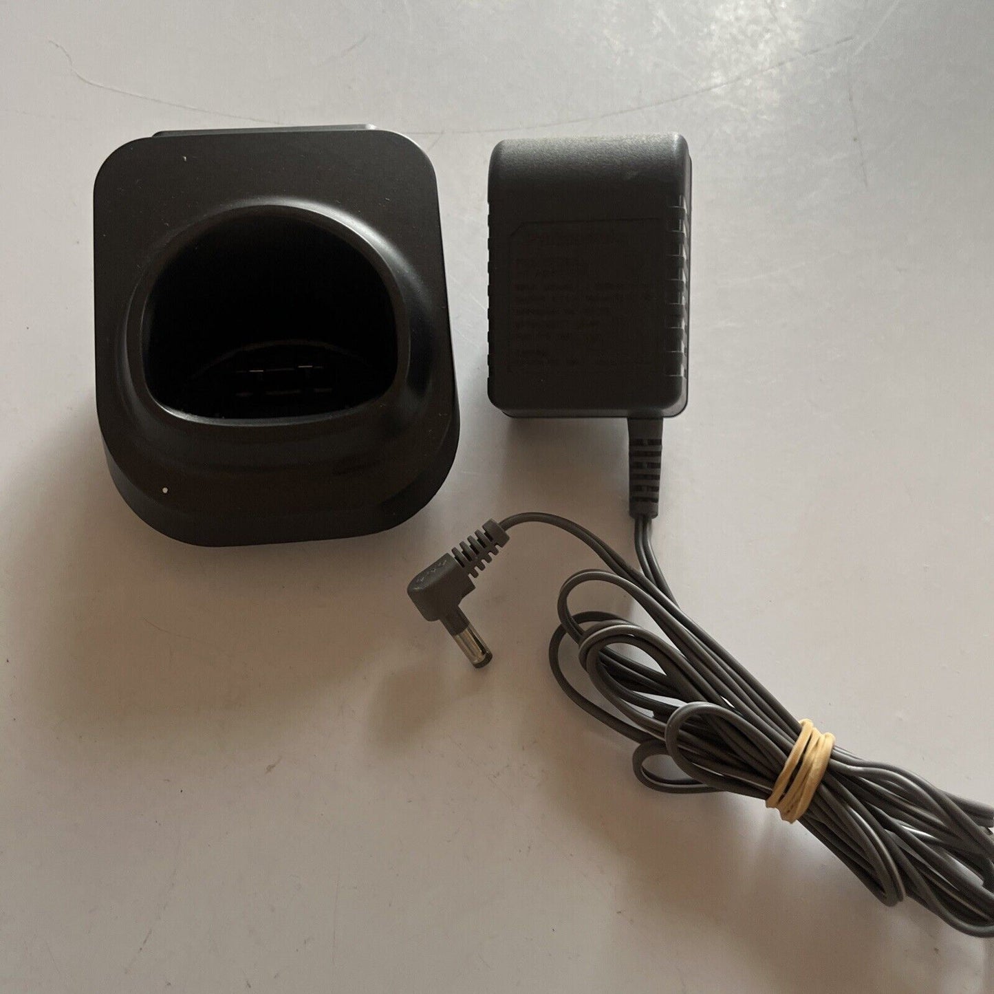 Panasonic PNLC1001XA Charger with AC Adapter PQLV209AL