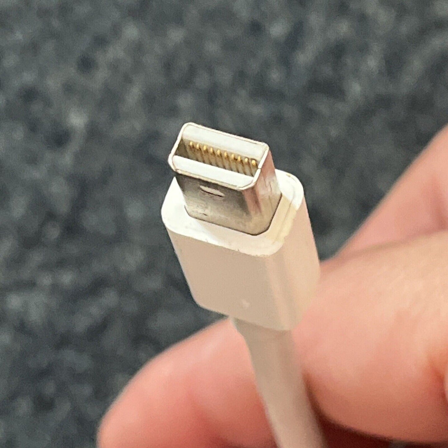 Genuine Apple Mini DisplayPort to VGA Adapter - A1307 MB572Z/B