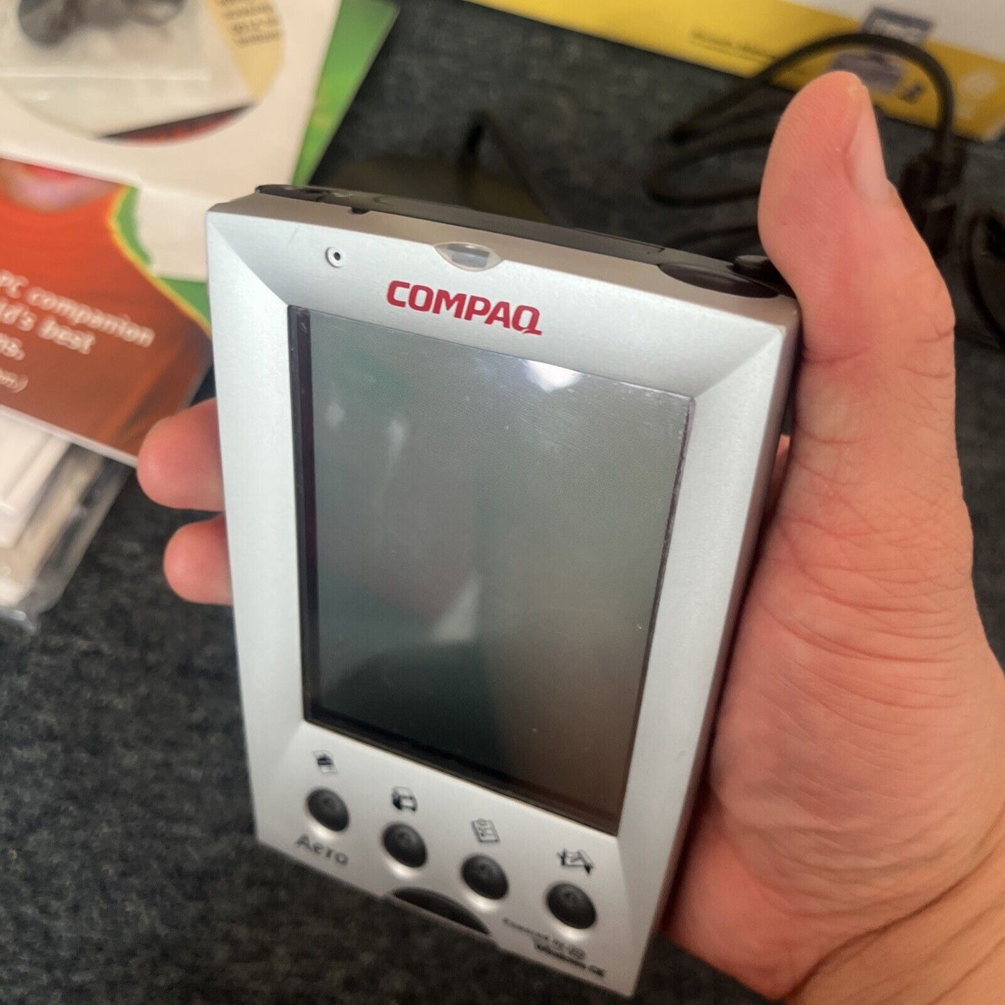 Compaq Aero 2100 Colour Palm Size PC Windows CE
