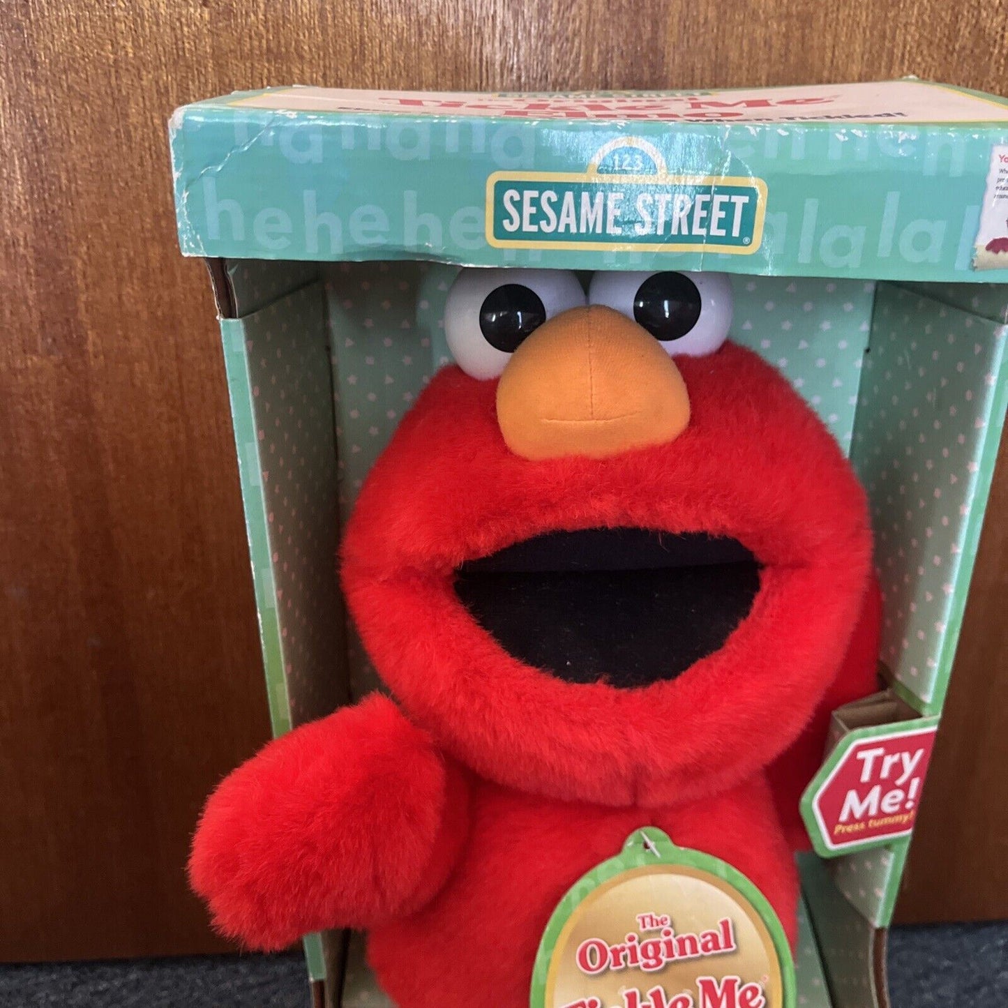 Tickle Me Elmo The Original Sesame Street 15" 2009 Fisher Price