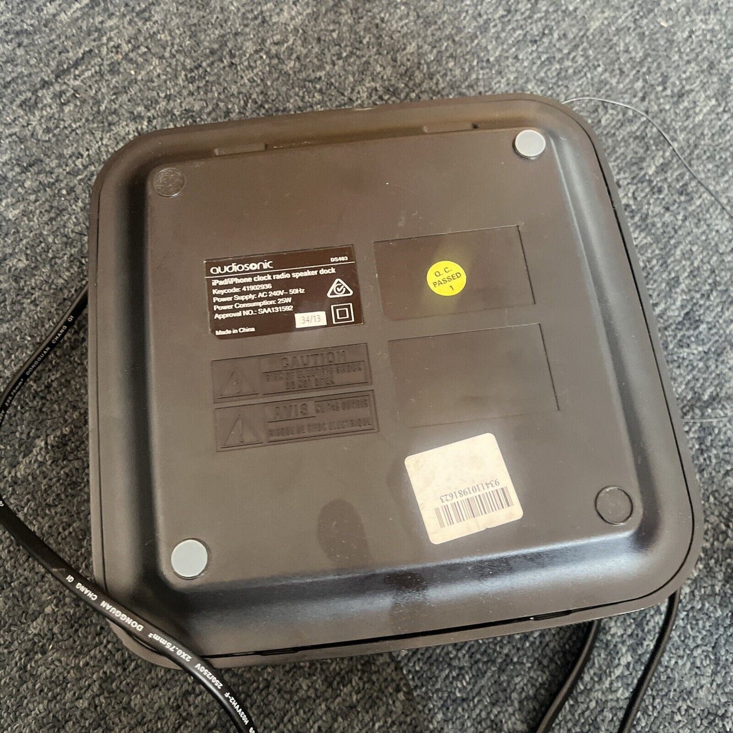 Audiosonic Alarm Clock FM Radio 30-pin iPhone iPod Dock DS403