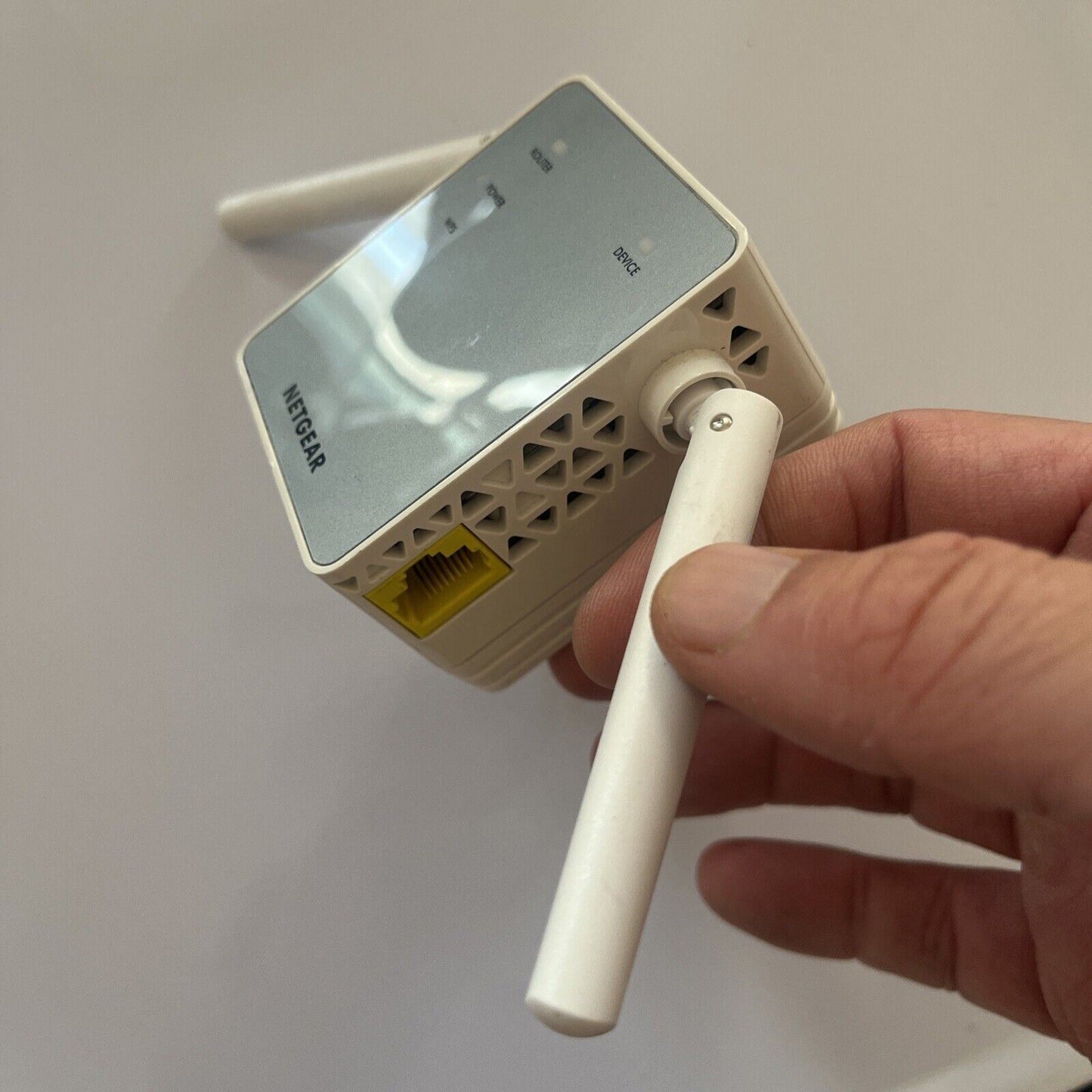 Netgear AC750 Wifi Range Extender EX3700