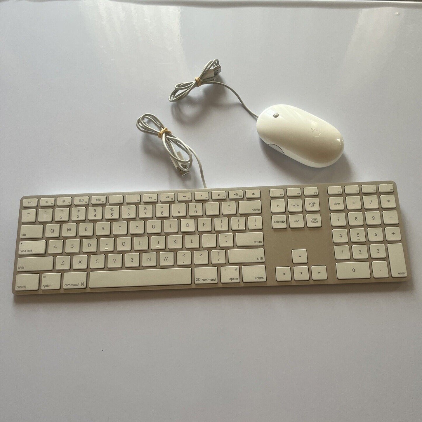 Apple USB Keyboard & Mouse A1243 & A1152 *for parts or repair*