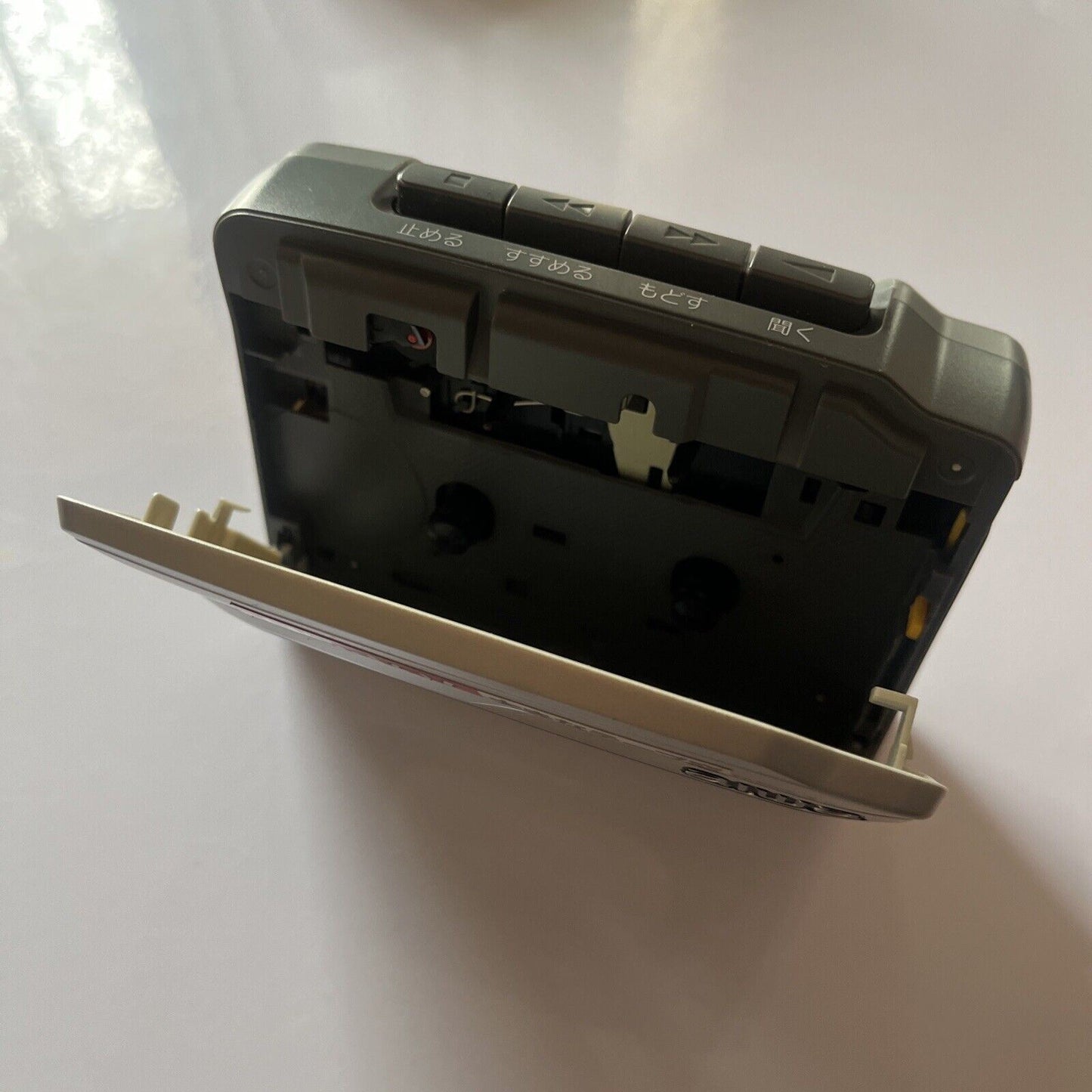 Aiwa RS230 Stereo Cassette Player AM/FM Radio *belt replacement- for repair*