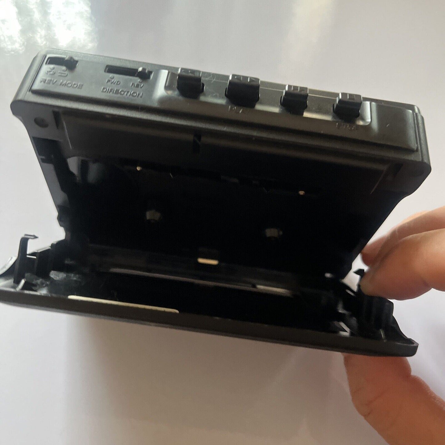 Aiwa Portable Stereo Cassette Player HS-P25/DSL *for parts or repair*