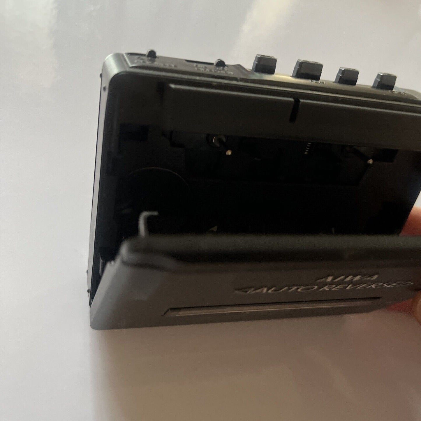 Aiwa Portable Stereo Cassette Player HS-P25/DSL *for parts or repair*