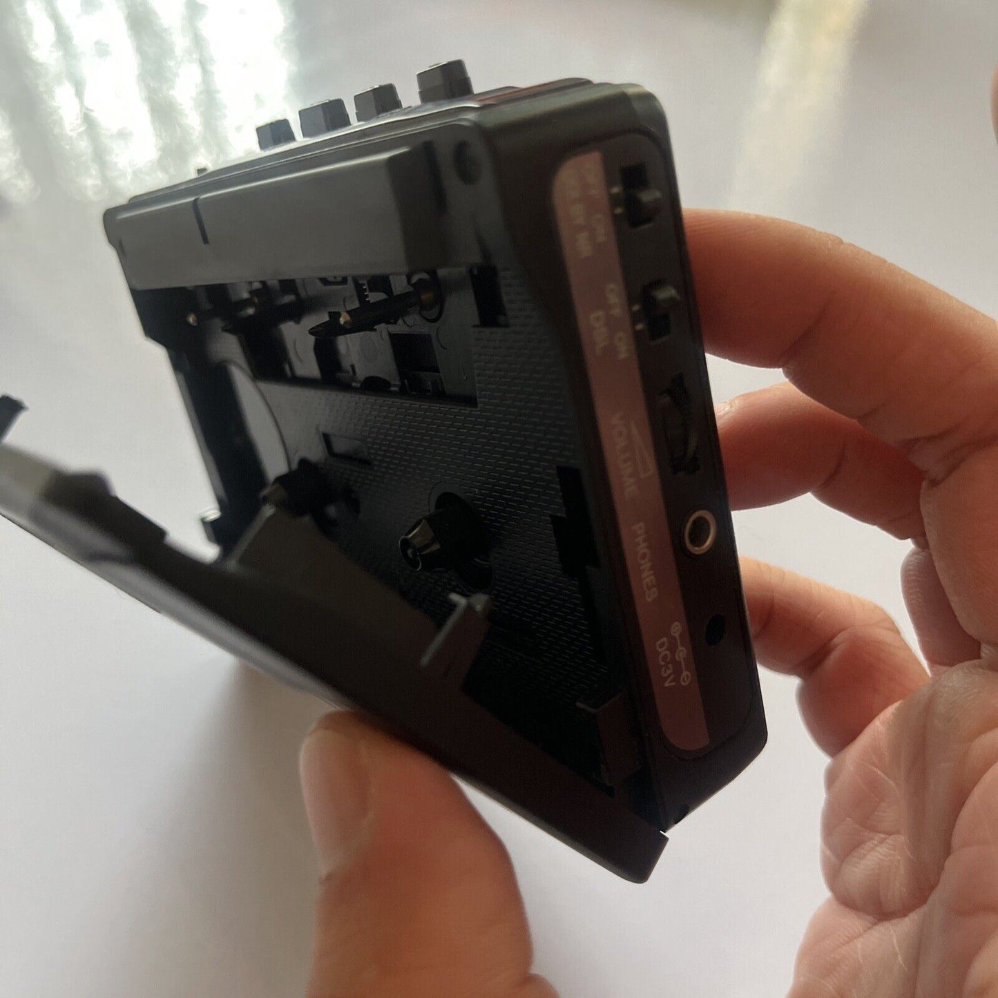 Aiwa Portable Stereo Cassette Player HS-P25/DSL *for parts or repair*