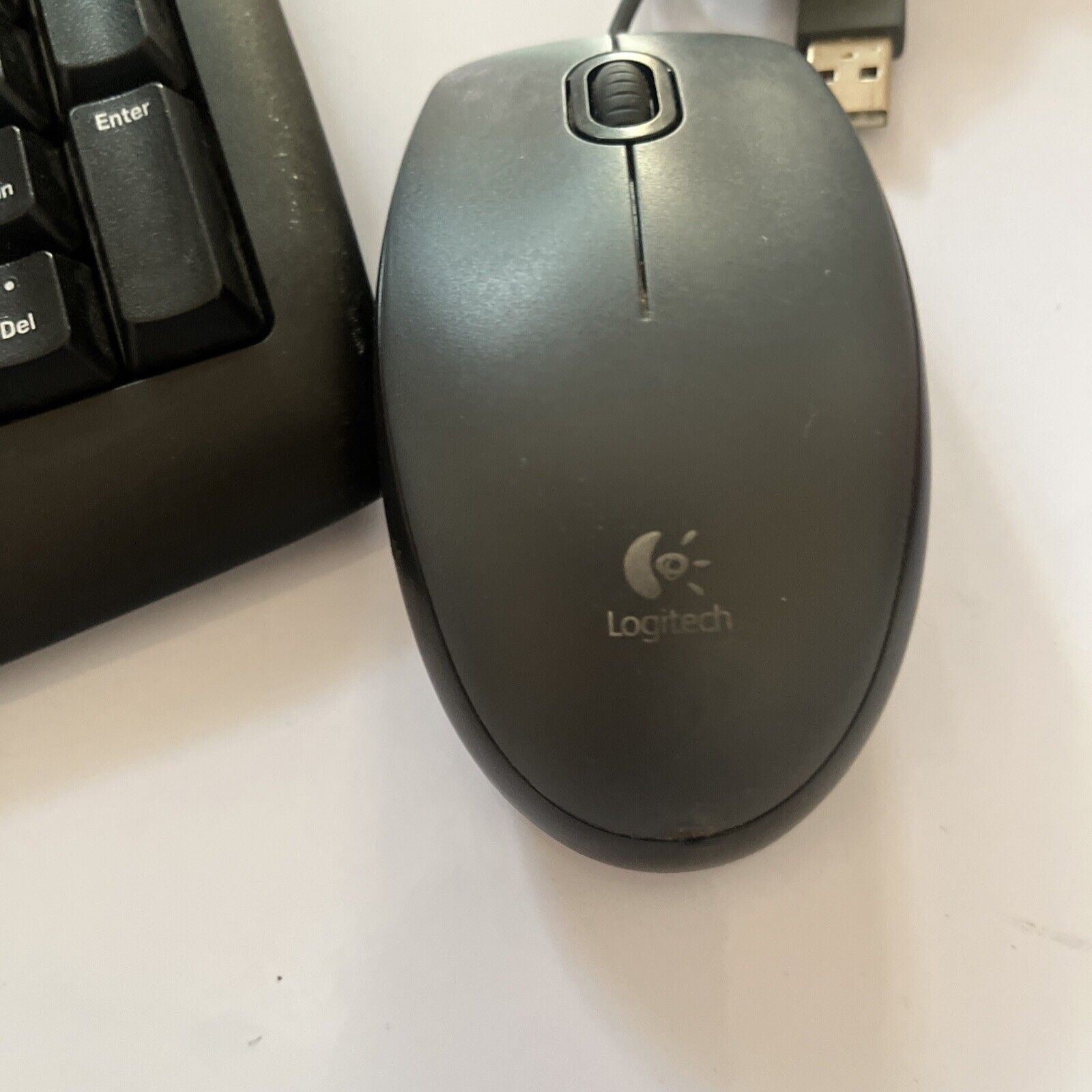 Logitech Y-SAE71 Keyboard PS/2 Port with Logitech M90 USB Mouse – Retro ...