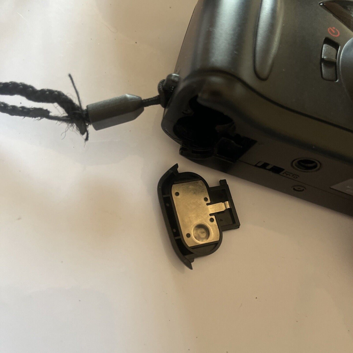 Minolta C10 Film Camera 35mm *Battery lid broken - but still works*
