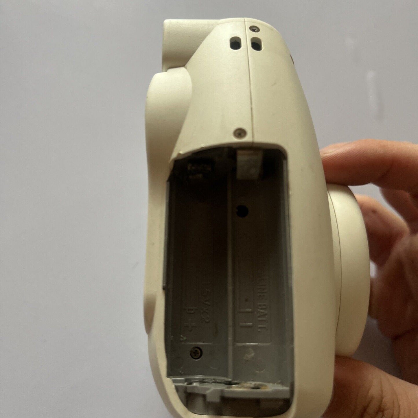 Fujifilm Instax Mini 8 Instant Film Camera White *Missing Battery Lid