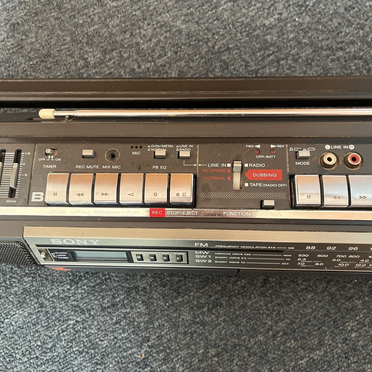 Sony Boombox Stereo Dual Cassette Tape Recorder AM/FM/SW Radio CFS-W401S