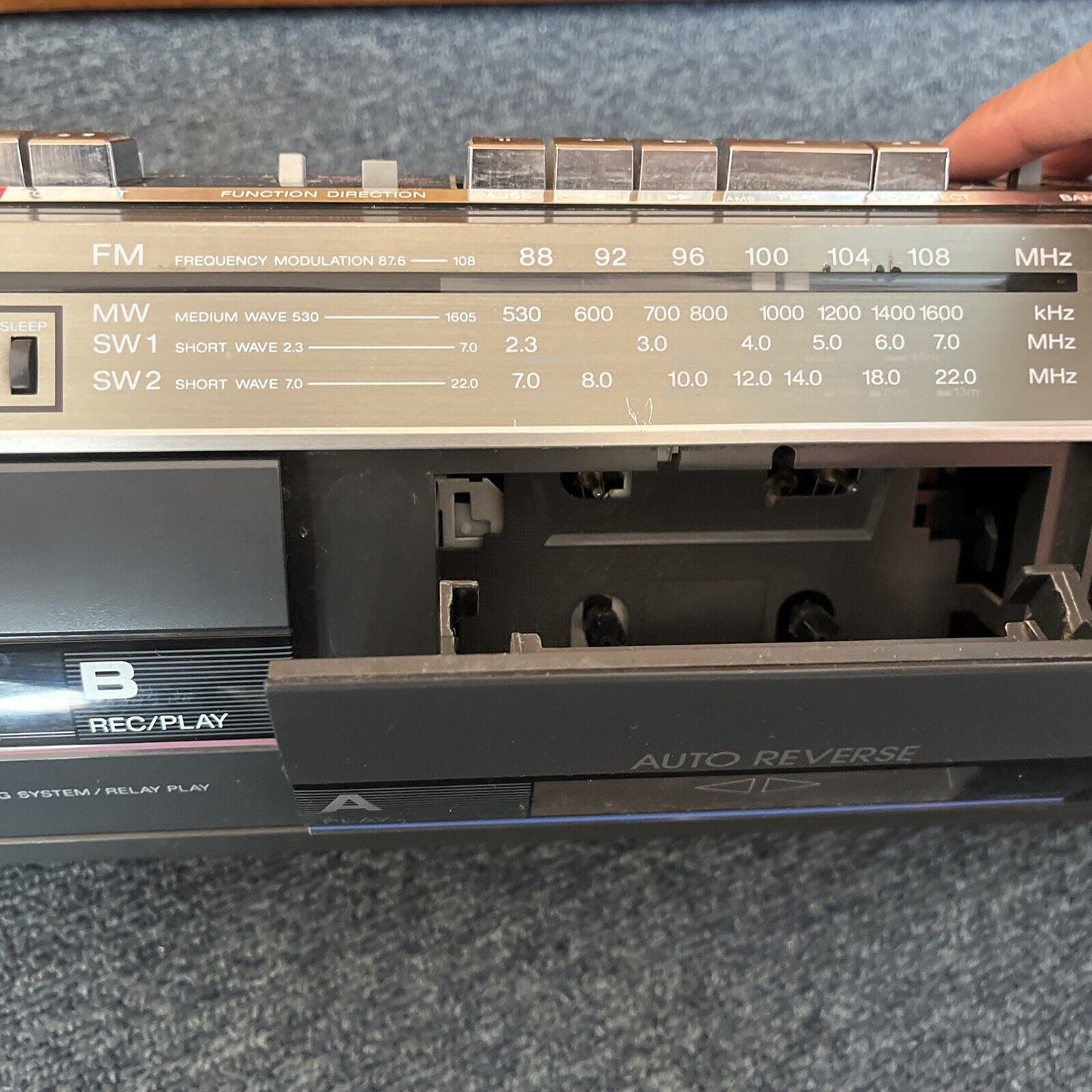 Sony Boombox Stereo Dual Cassette Tape Recorder AM/FM/SW Radio CFS-W401S