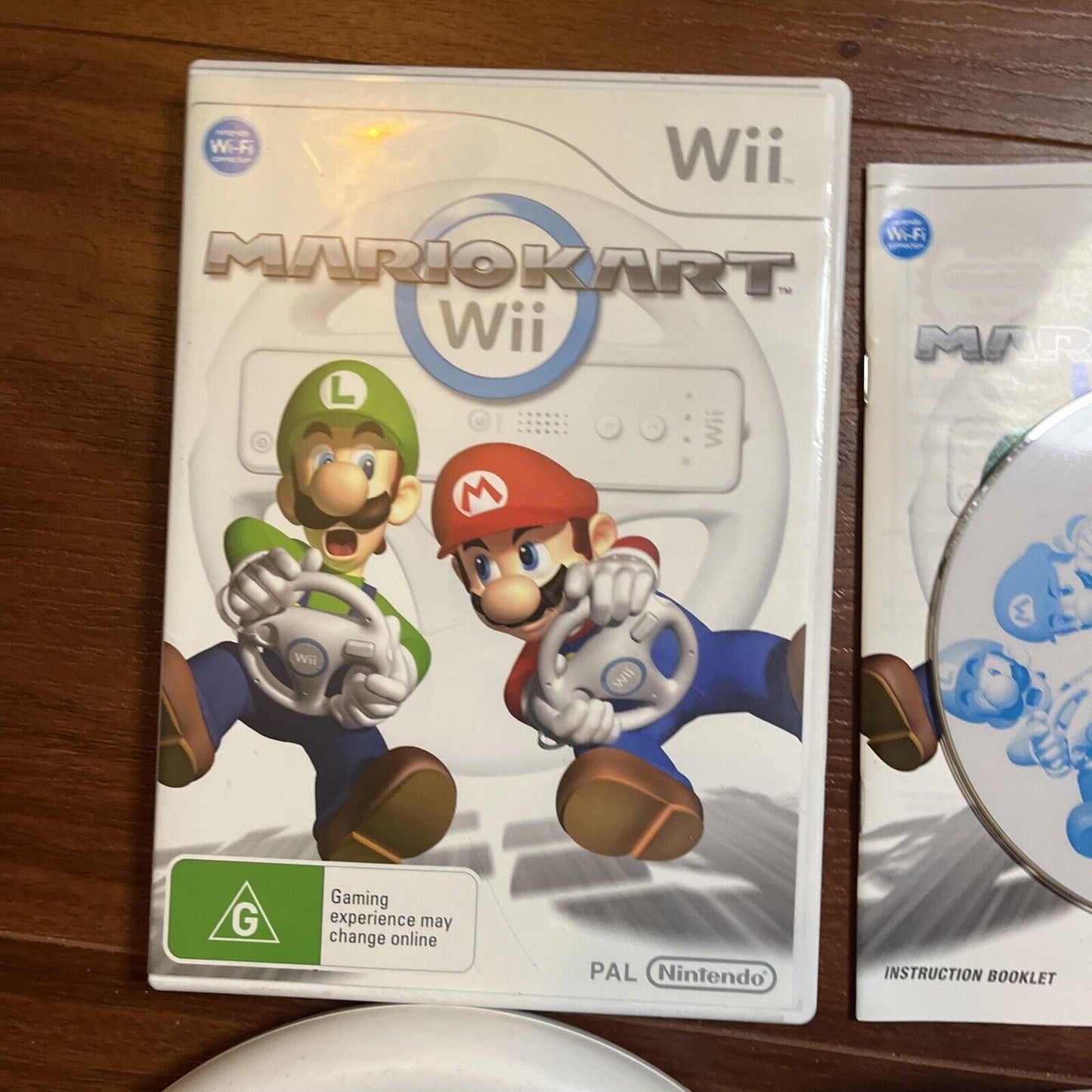 Mario Kart Wii Bundle - Nintendo Wii PAL with Manual & 2 Steering Wheels