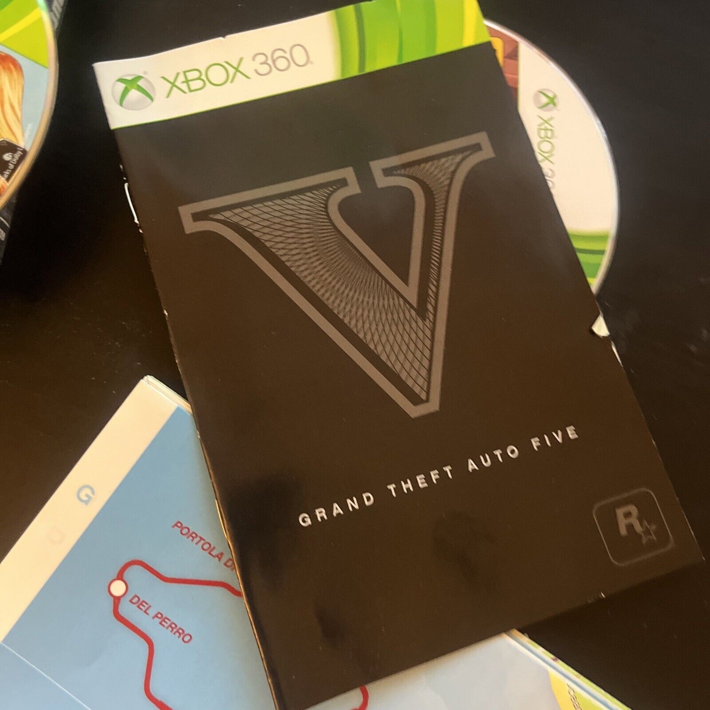 Grand Theft Auto 4 & 5 - Microsoft Xbox 360 Game PAL Complete with Manual map