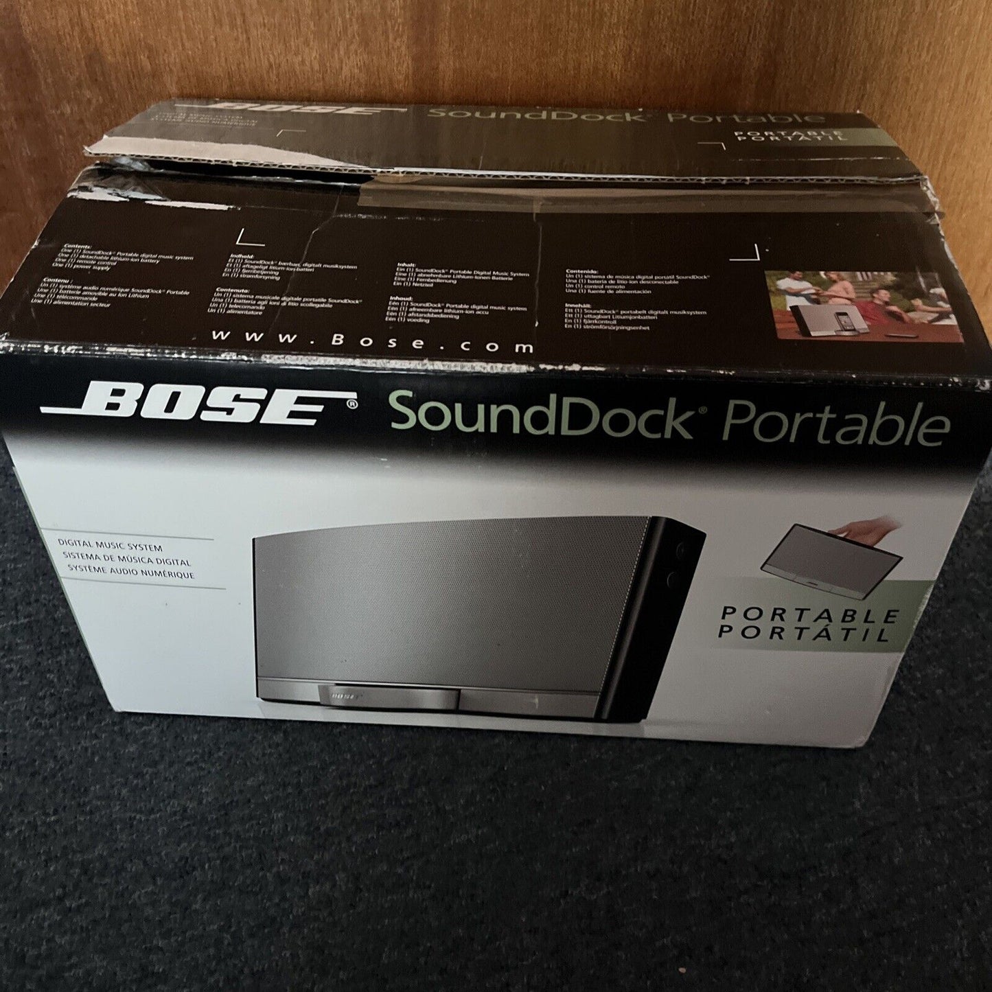 Bose Sound dock Portable Digital Music System For 30-Pin iPod iPhone with Remote