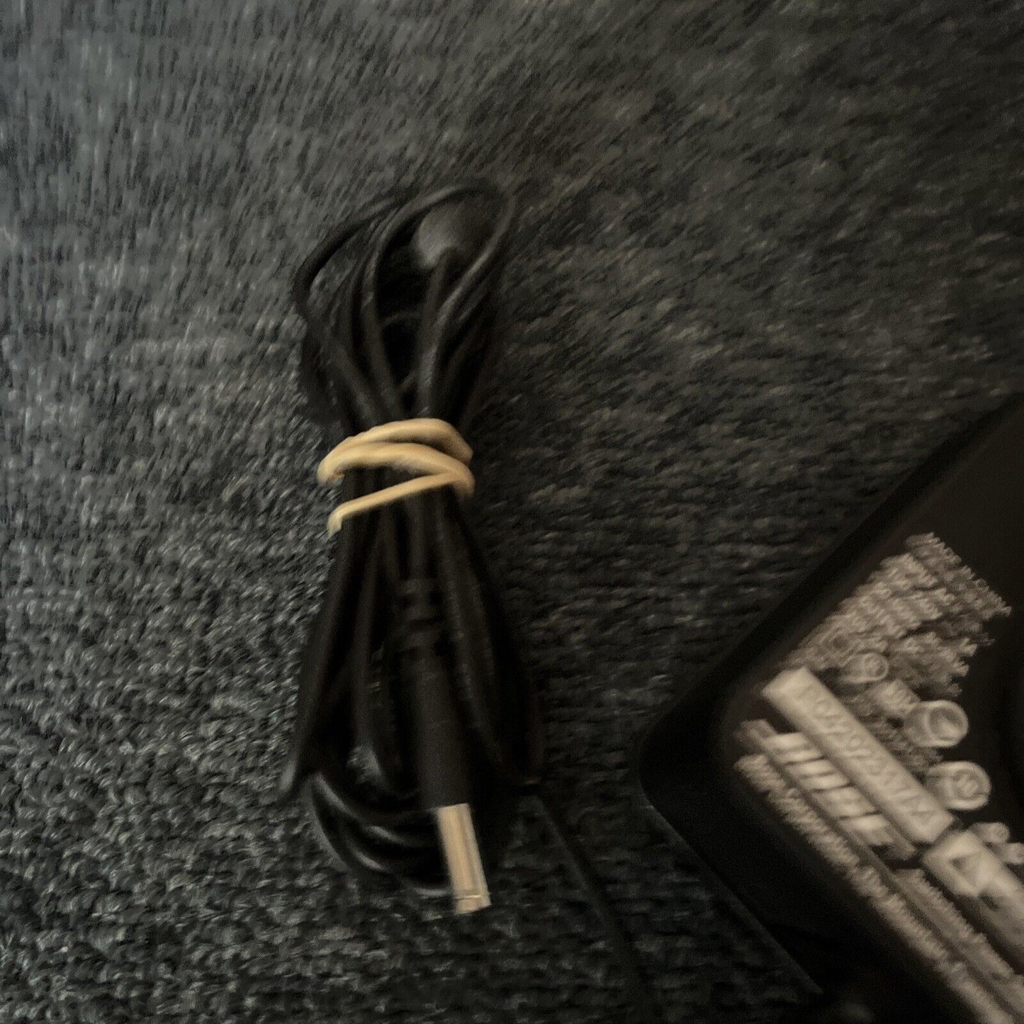 Bose Sound dock Portable Digital Music System For 30-Pin iPod iPhone with Remote