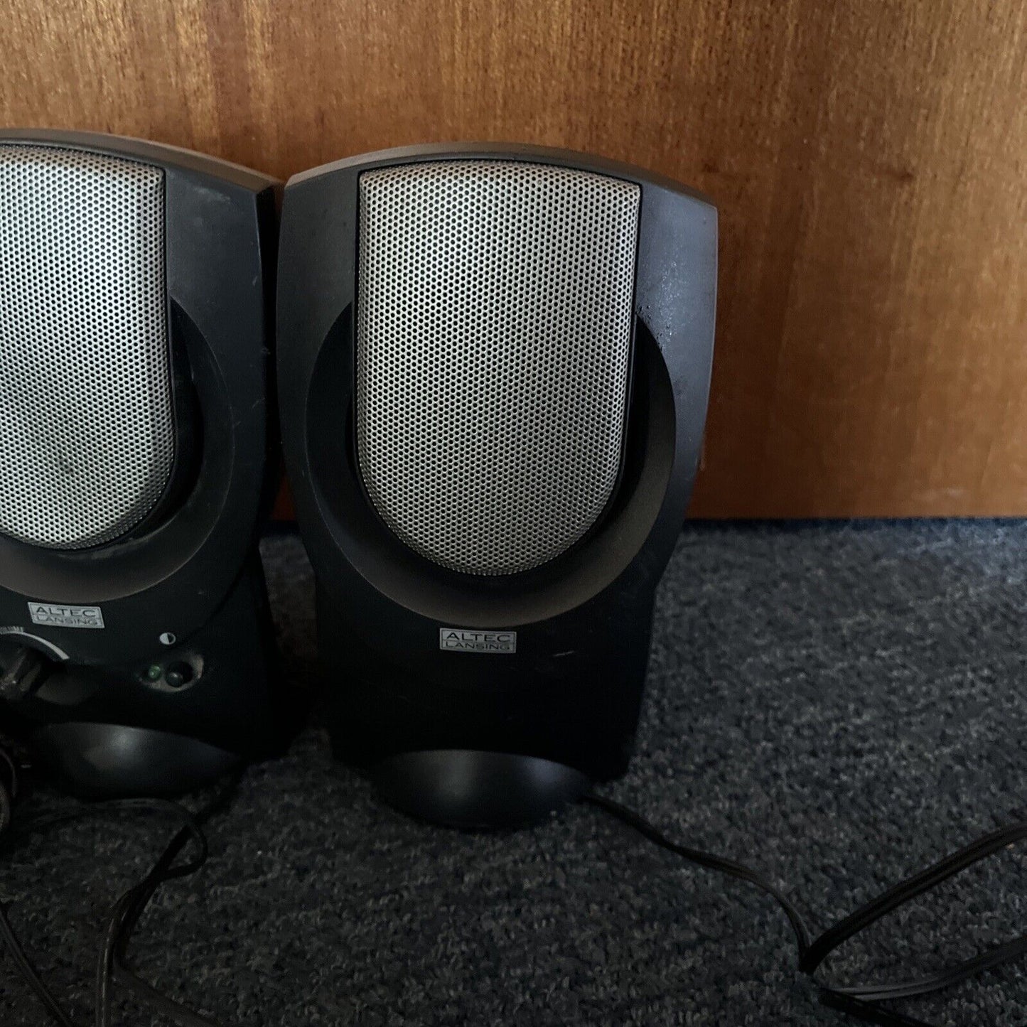 Altec Lansing Multimedia Computer Speaker System AVS200