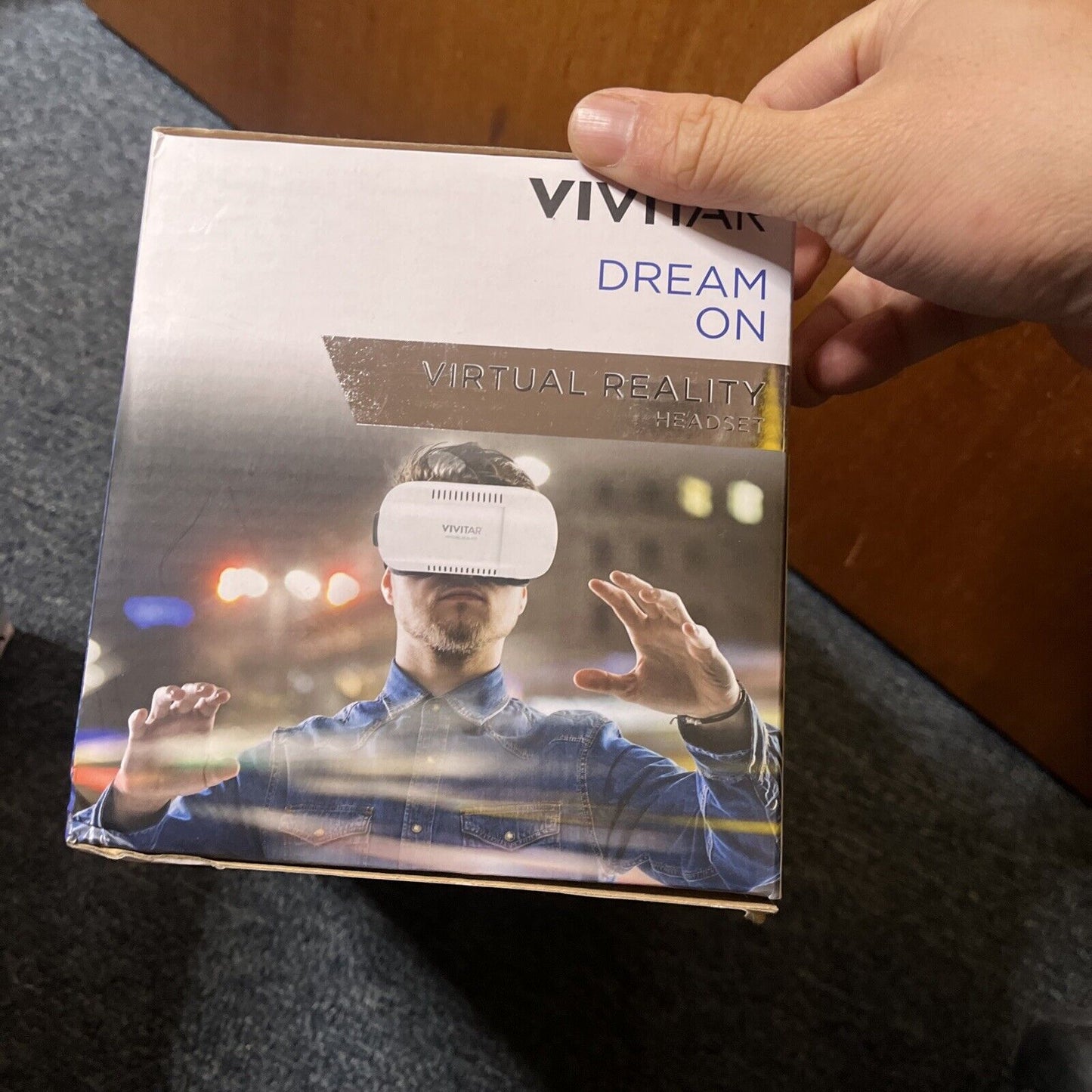 Vivitar Virtual Reality Headset VR-180 For iPhone Or Android *NEw*