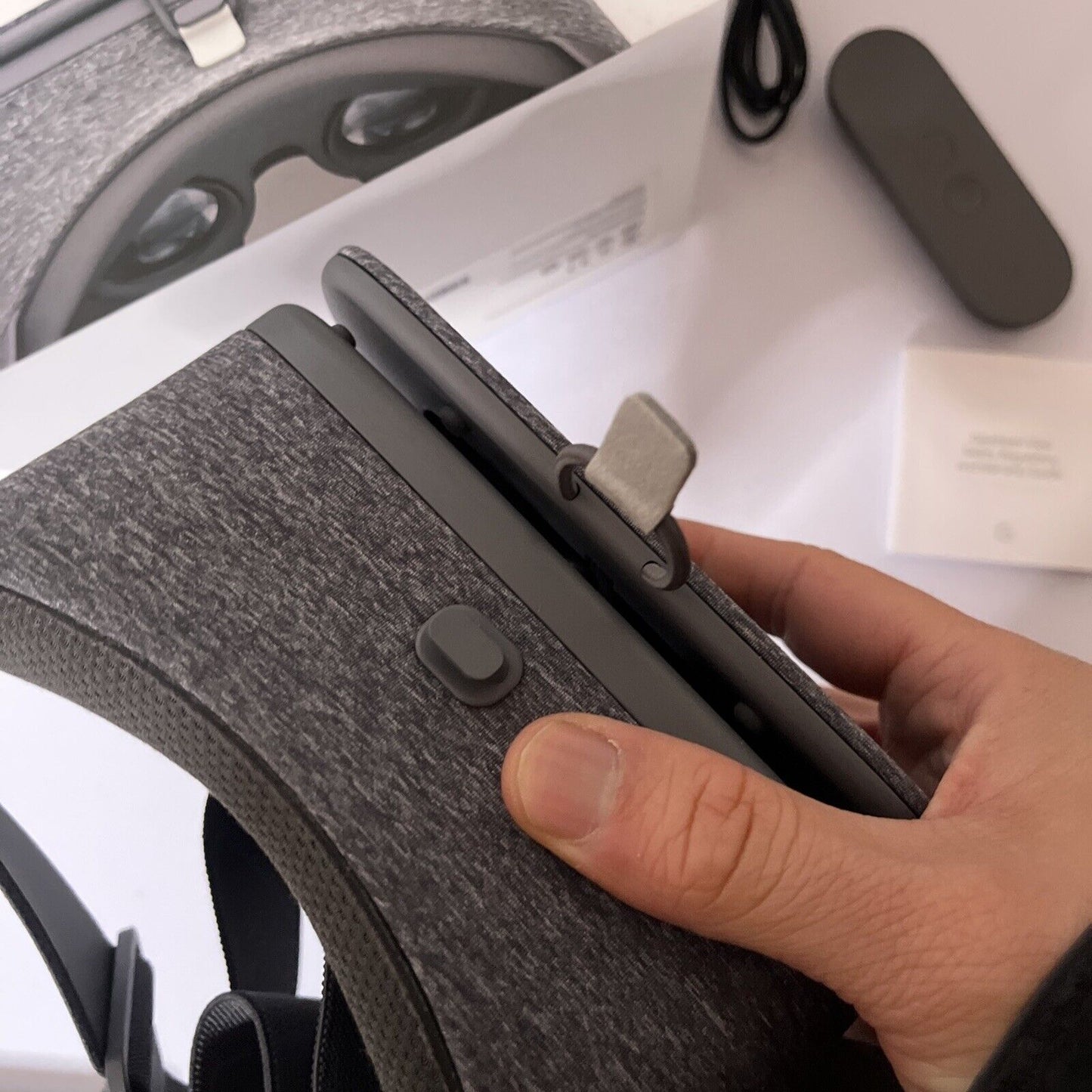 Google Daydream View VR Headset - Slate