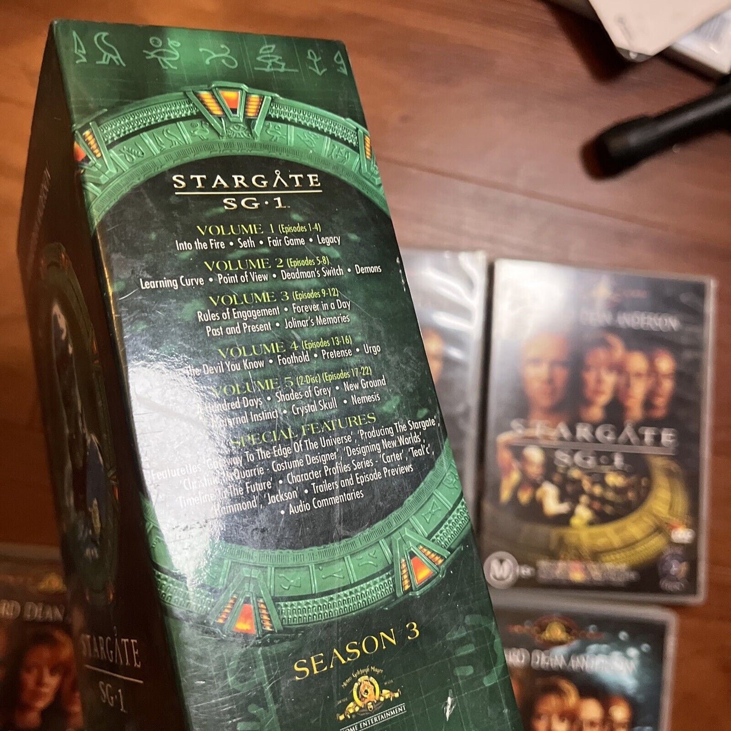 Stargate SG-1 : Season 3 (DVD, 1999, 6-Disc) Richard Dean Anderson, Region 4