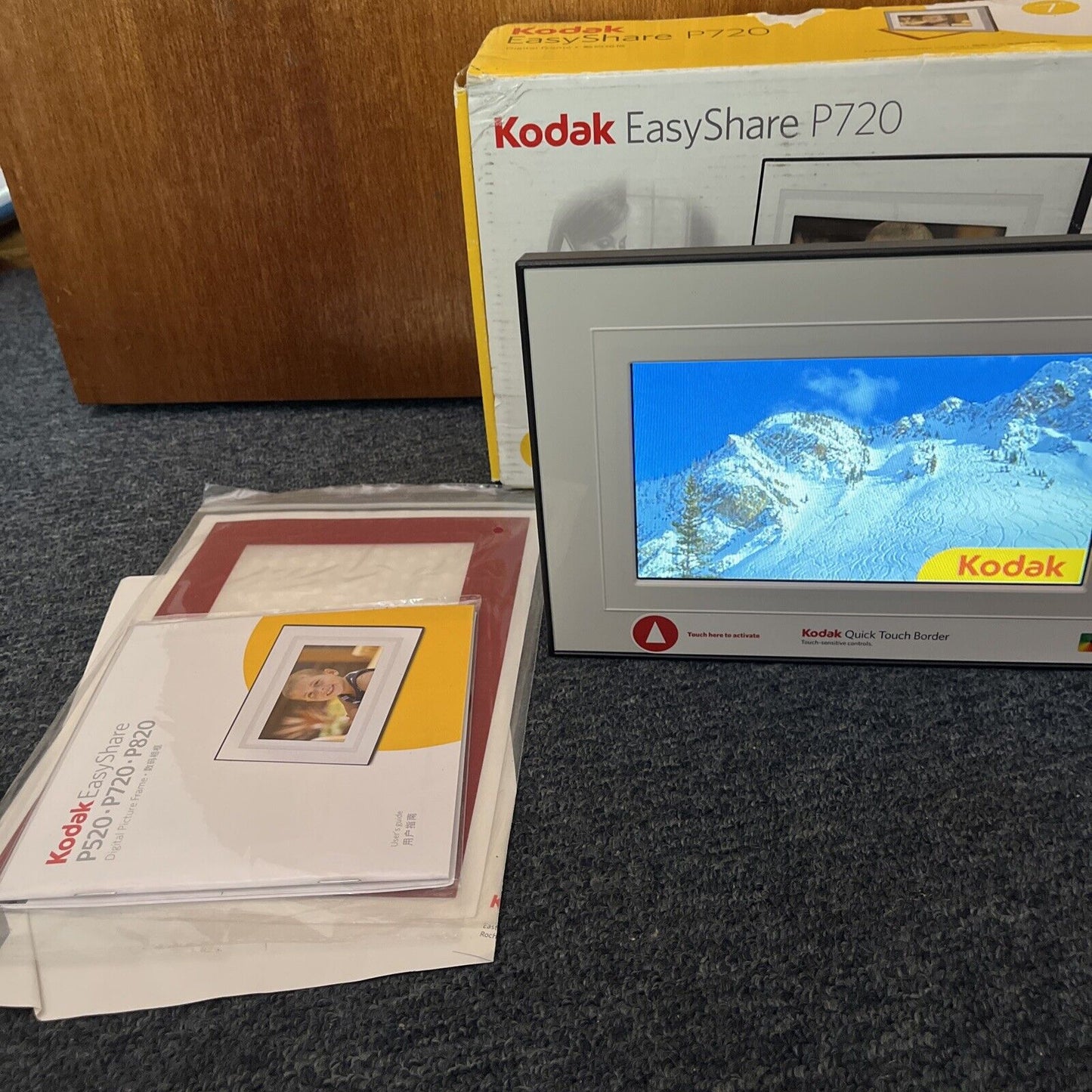 Kodak 7" Digital Frame EasyShare P720 *Mint Condition*