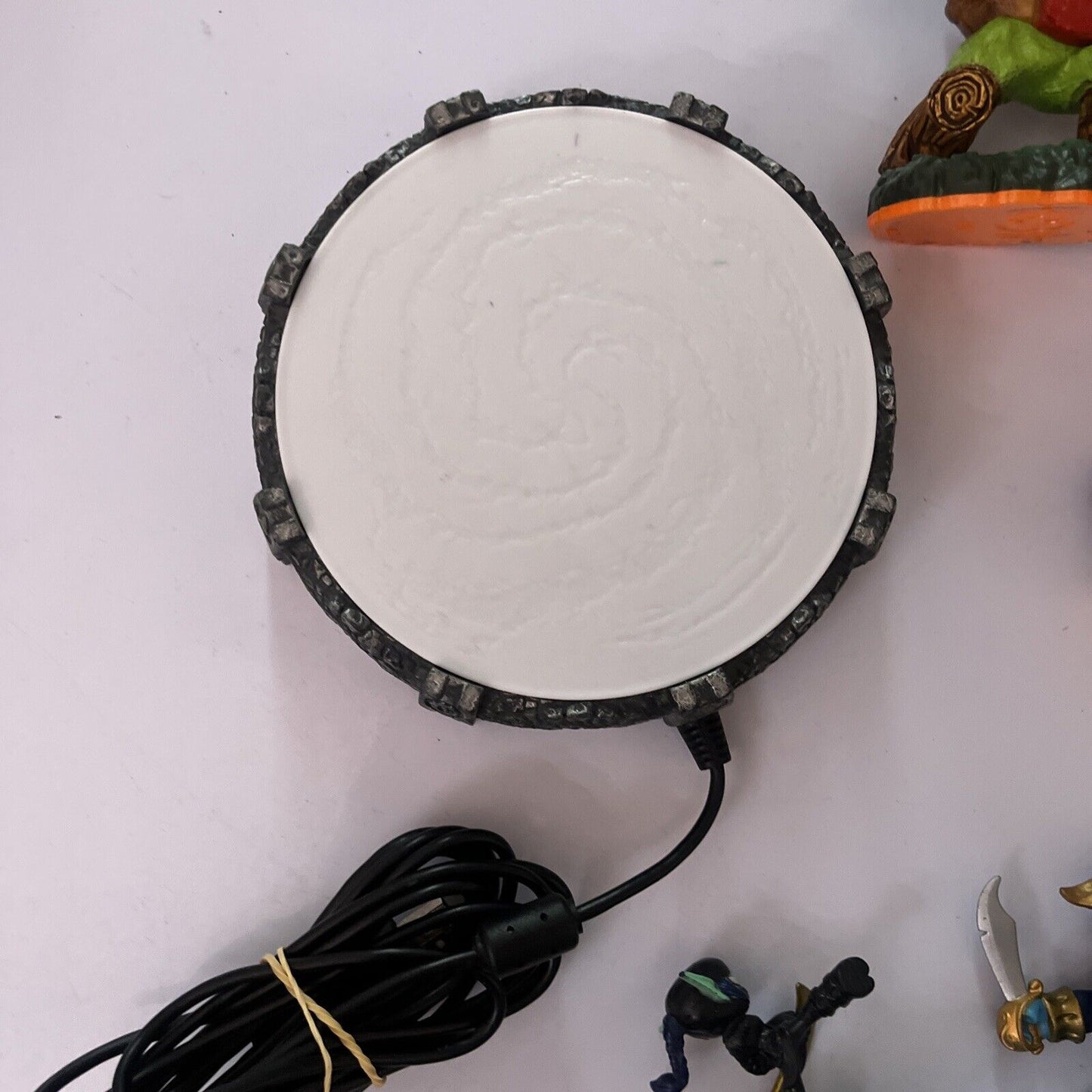 7x Skylanders Figures & Portal Of Power USB Model 0000547 Wash Buckler, Zook