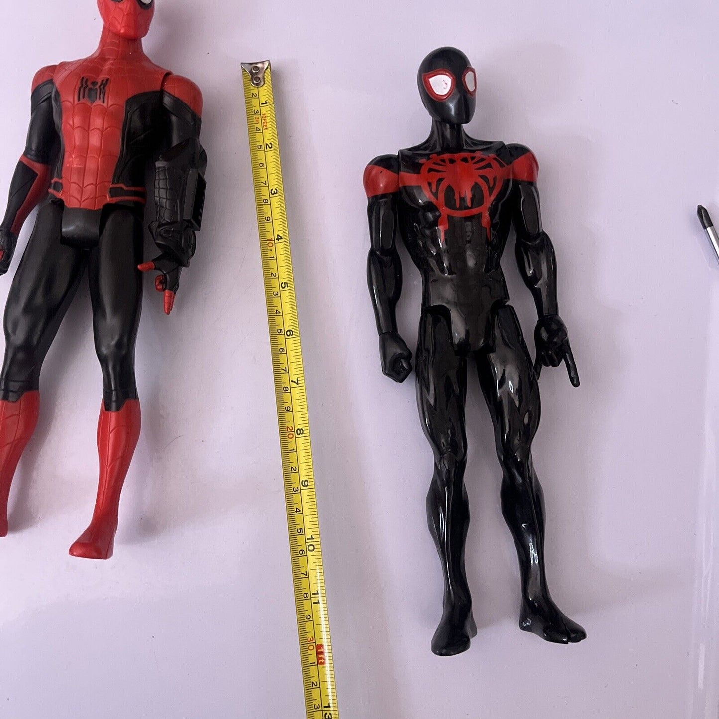 2x Spider-Man 11" Action Figure 2019 C-3632B & 2017 C-3632B Miles Morales