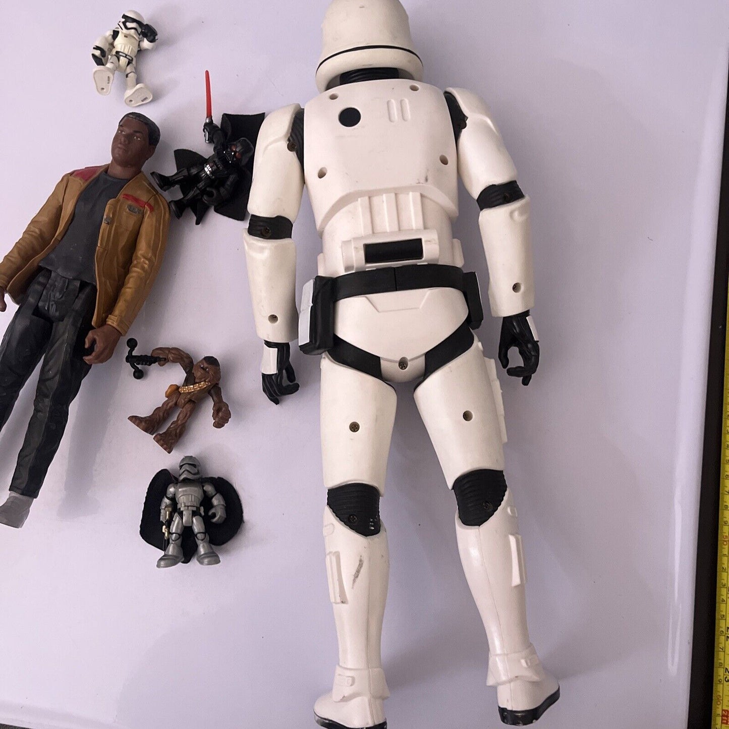 6x Star Wars Action Figure: Stormtrooper, Darth Vader, Finn, Captain, Chewbacca