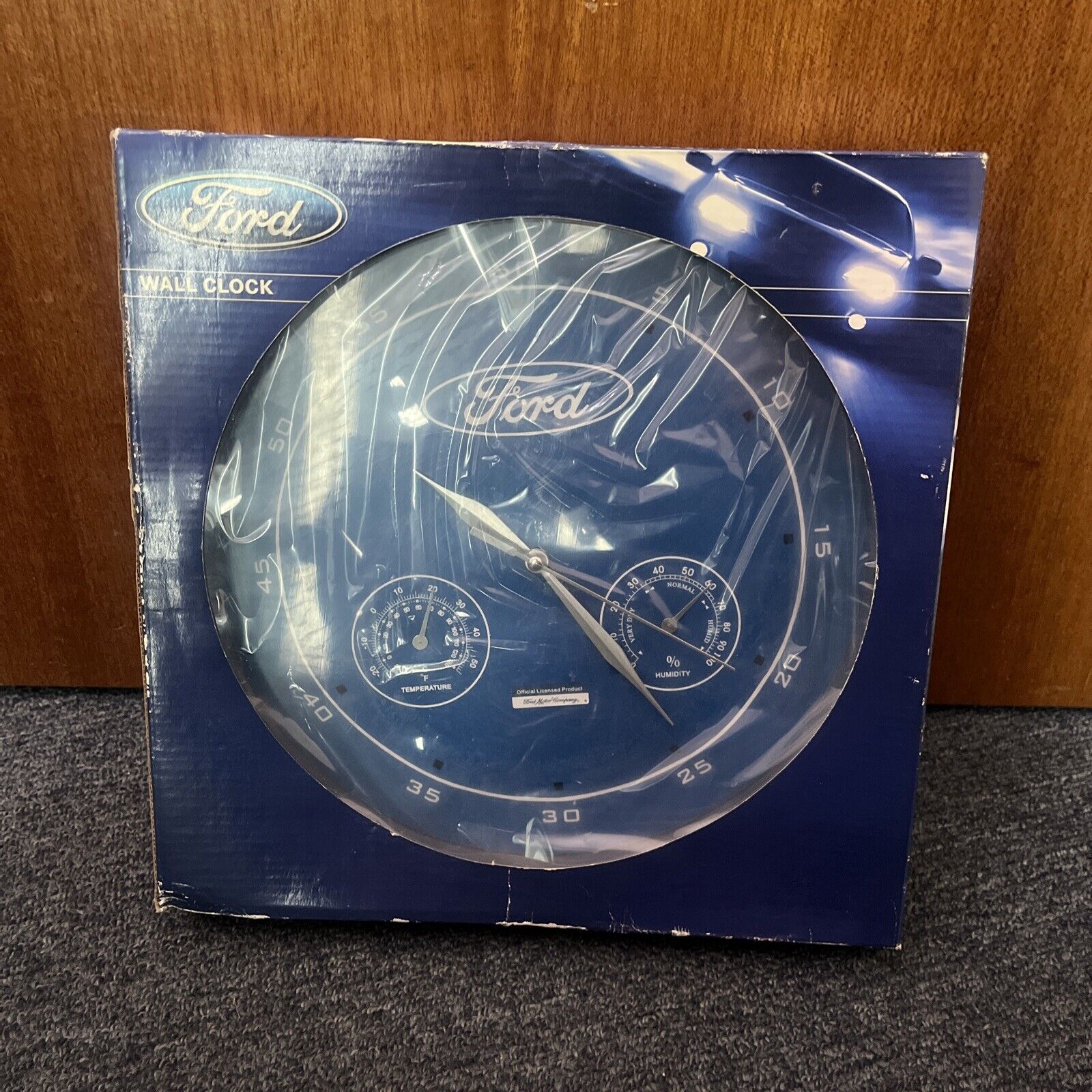 *New* Ford Wall Clock 26cm - Official Licensed Product – Retro Unit