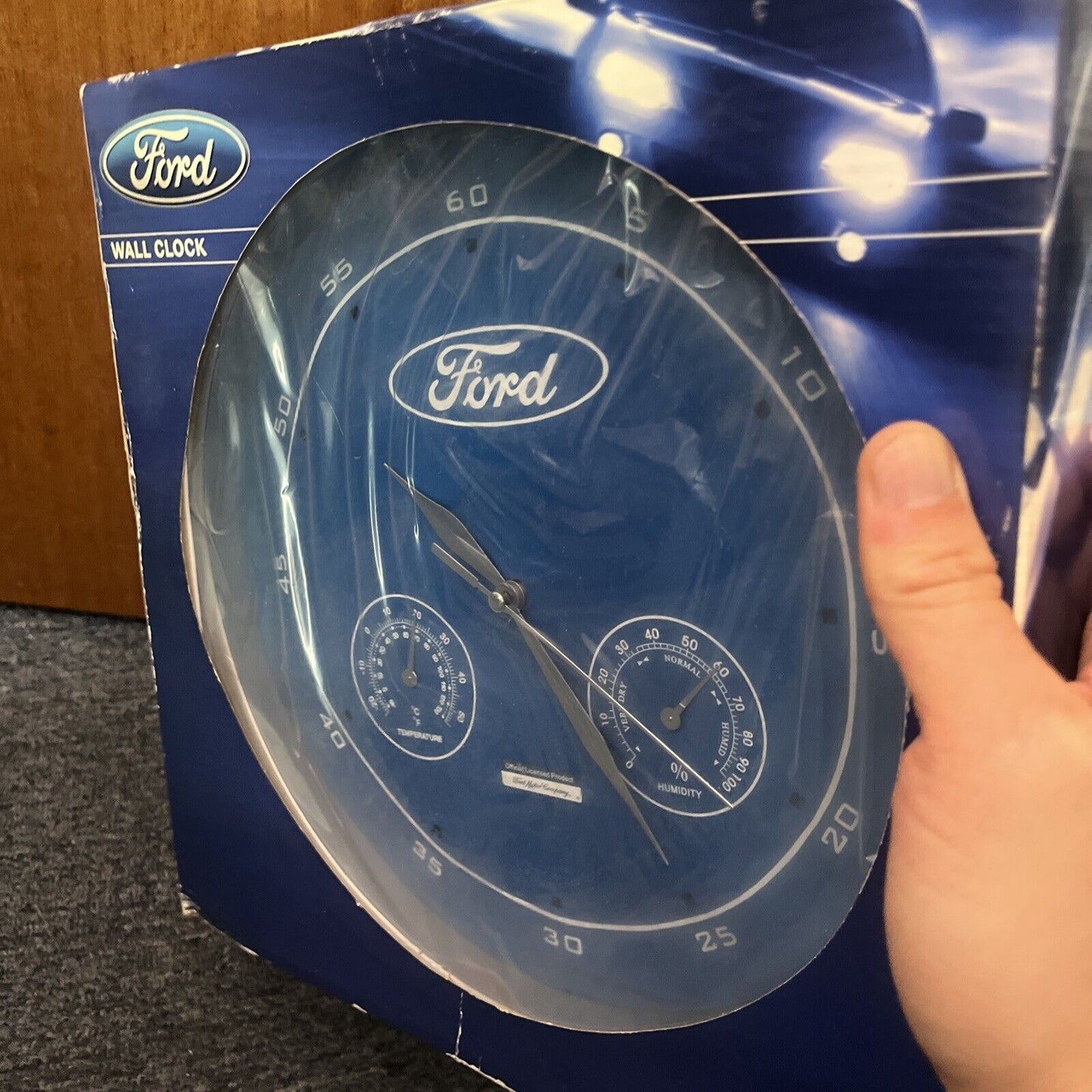 *New* Ford Wall Clock 26cm - Official Licensed Product