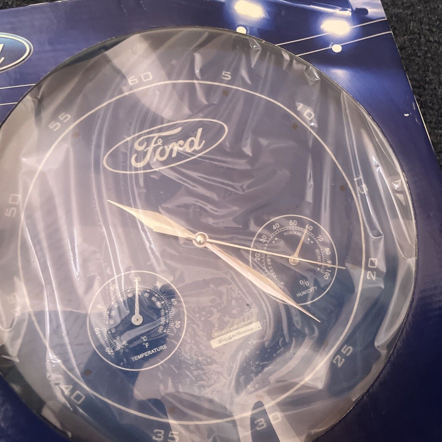 *New* Ford Wall Clock 26cm - Official Licensed Product