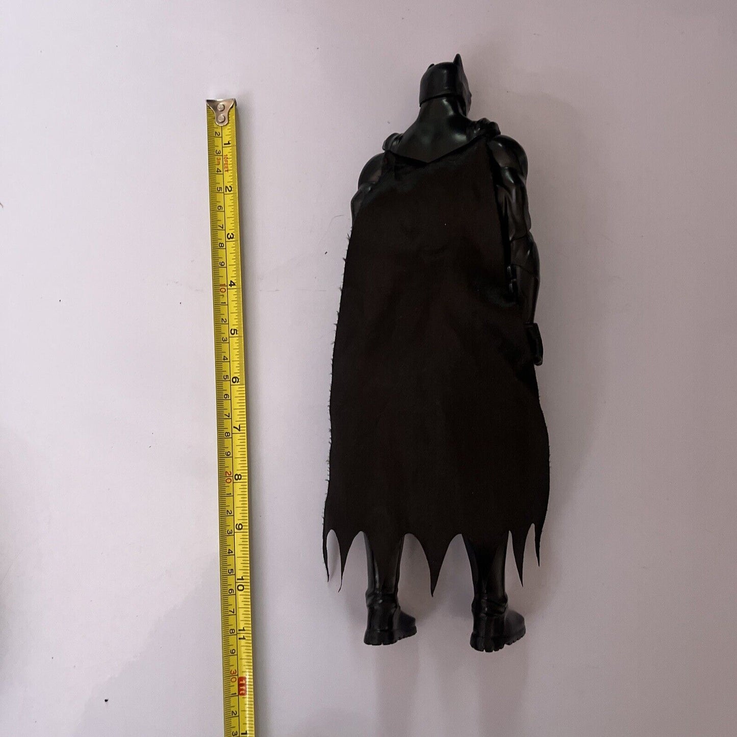 3x Batman Action Figures: 19" 2015 Jakks, 12" 67800, 12" 2015 Dwm50