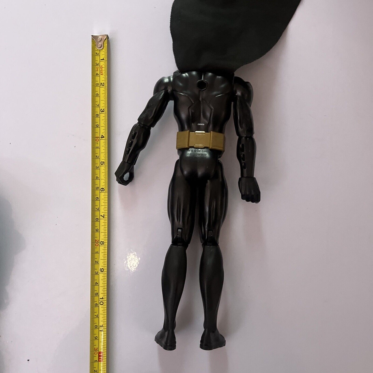 3x Batman Action Figures: 19" 2015 Jakks, 12" 67800, 12" 2015 Dwm50