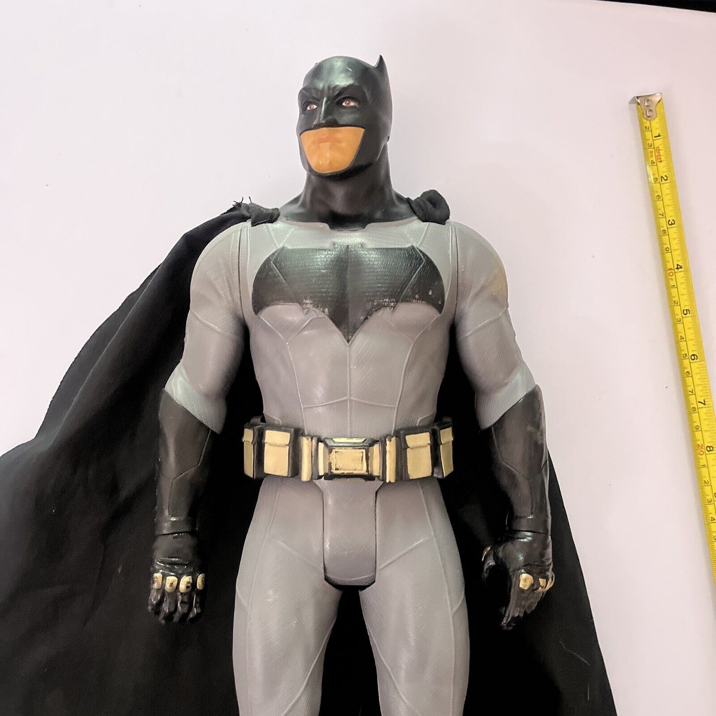 3x Batman Action Figures: 19" 2015 Jakks, 12" 67800, 12" 2015 Dwm50