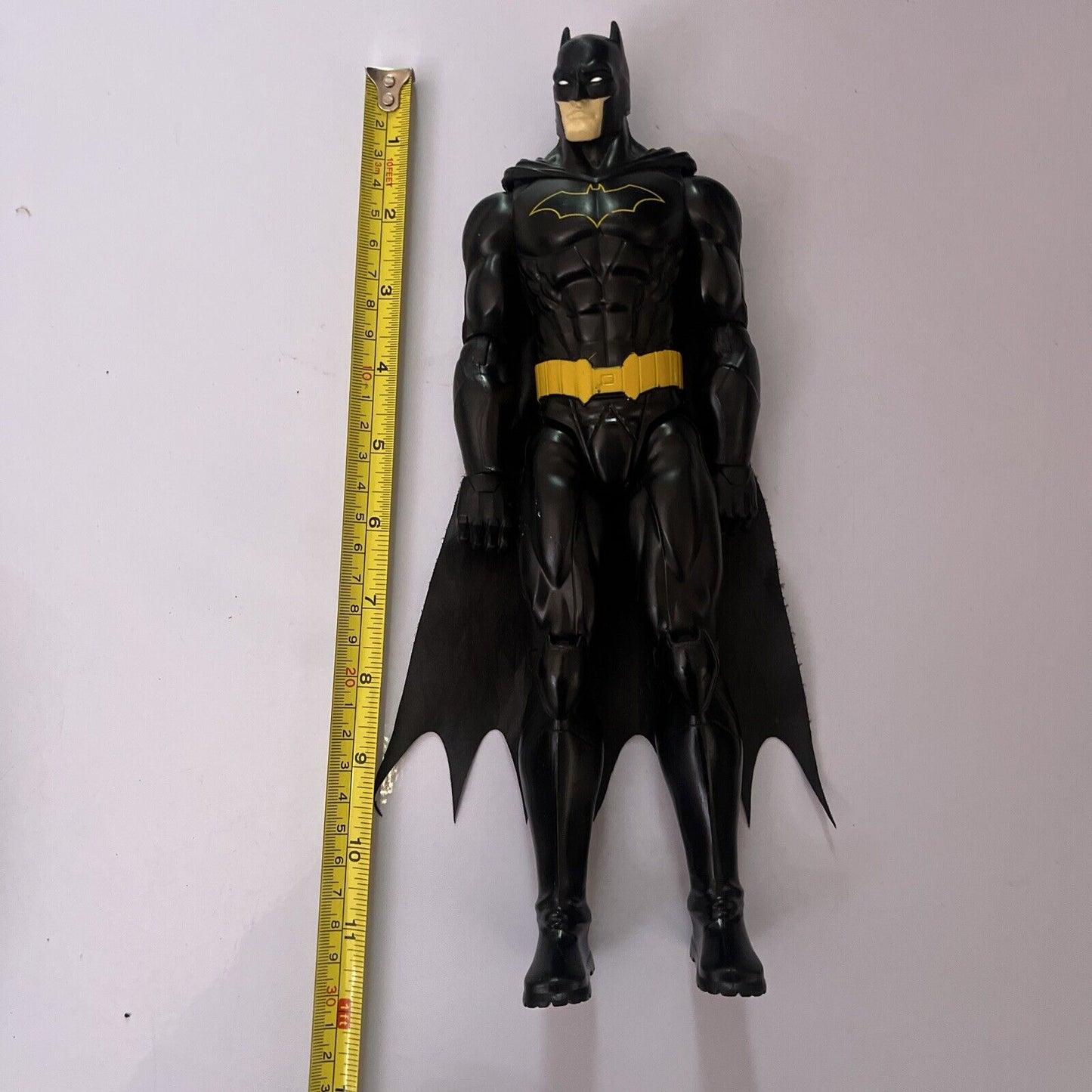 3x Batman Action Figures: 19" 2015 Jakks, 12" 67800, 12" 2015 Dwm50