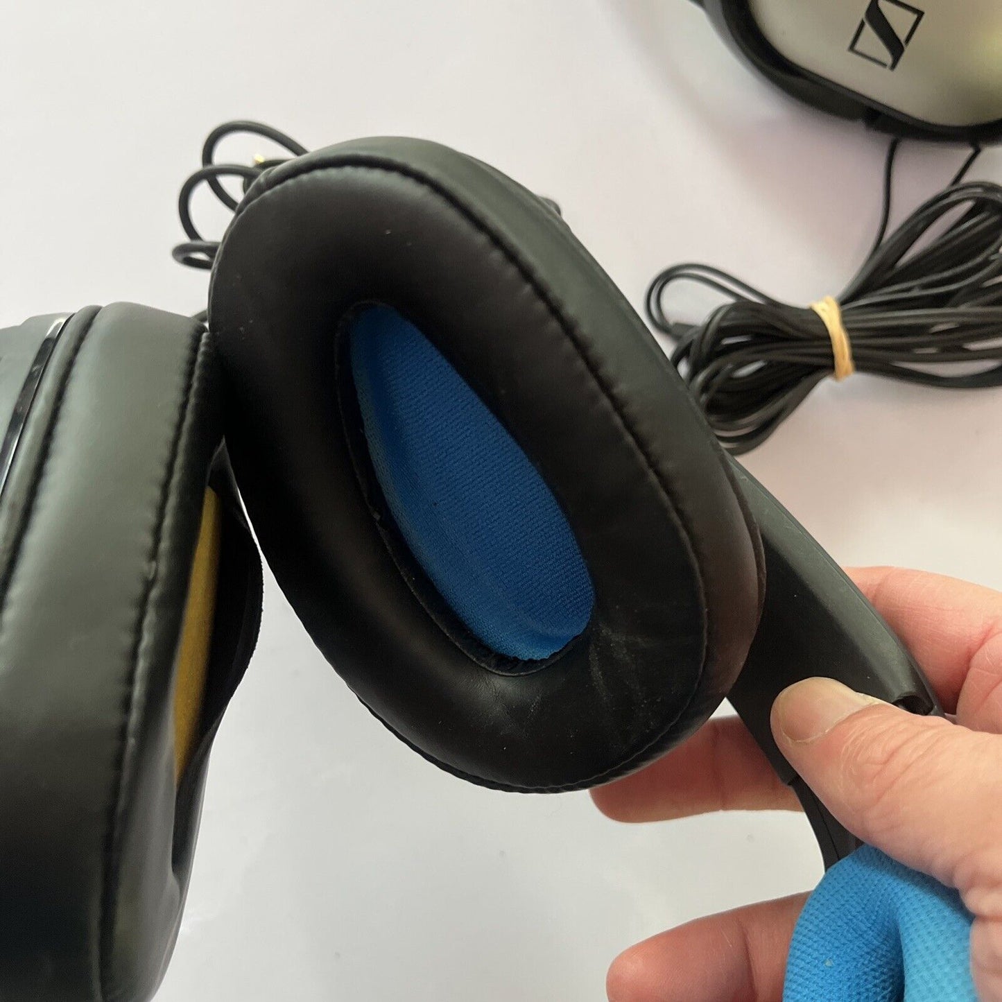 2x Sennheiser 3.5mm Corded Headphones: GSP 300 Gaming Headphone & HD 201 Wired