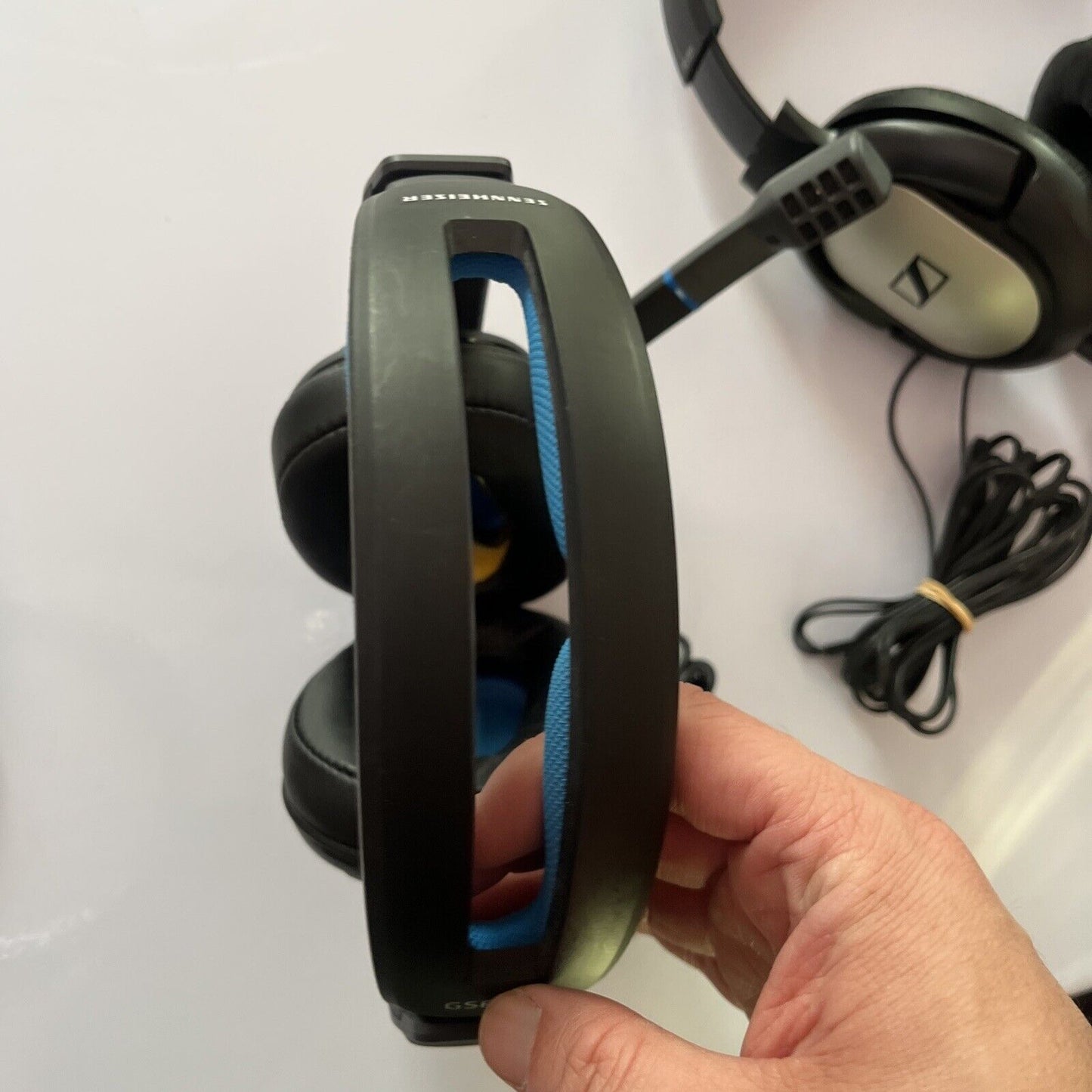 2x Sennheiser 3.5mm Corded Headphones: GSP 300 Gaming Headphone & HD 201 Wired