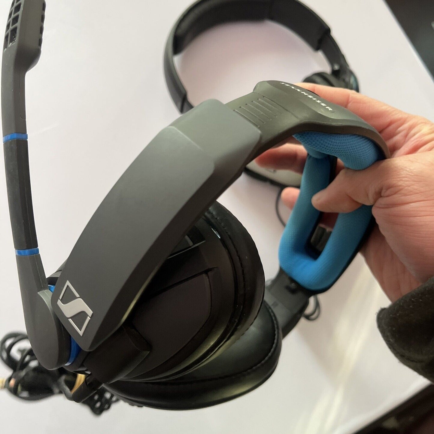 2x Sennheiser 3.5mm Corded Headphones: GSP 300 Gaming Headphone & HD 201 Wired