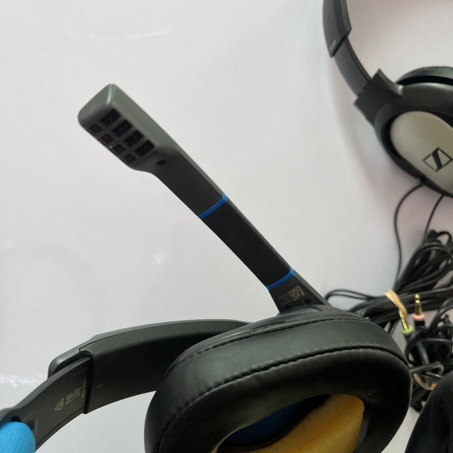 2x Sennheiser 3.5mm Corded Headphones: GSP 300 Gaming Headphone & HD 201 Wired