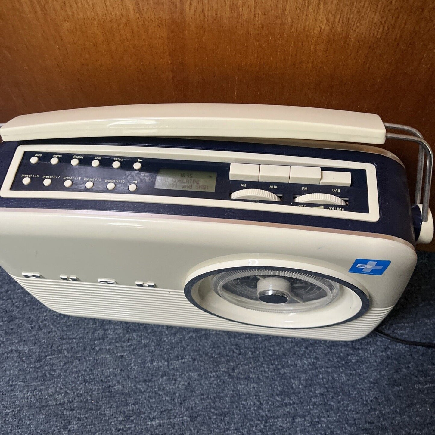 Bush Retro AM/FM DAB+ Digital Radio TR82DAB/A