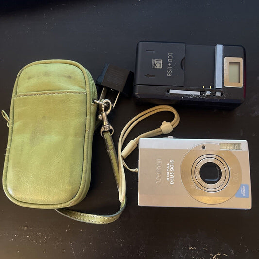 Canon IXUS 90IS Digital Camera 10.0MP with Charger