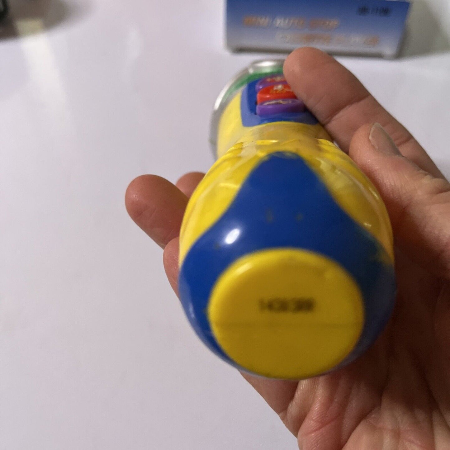 The Wiggles Microphone Singing Toy Lights 2013