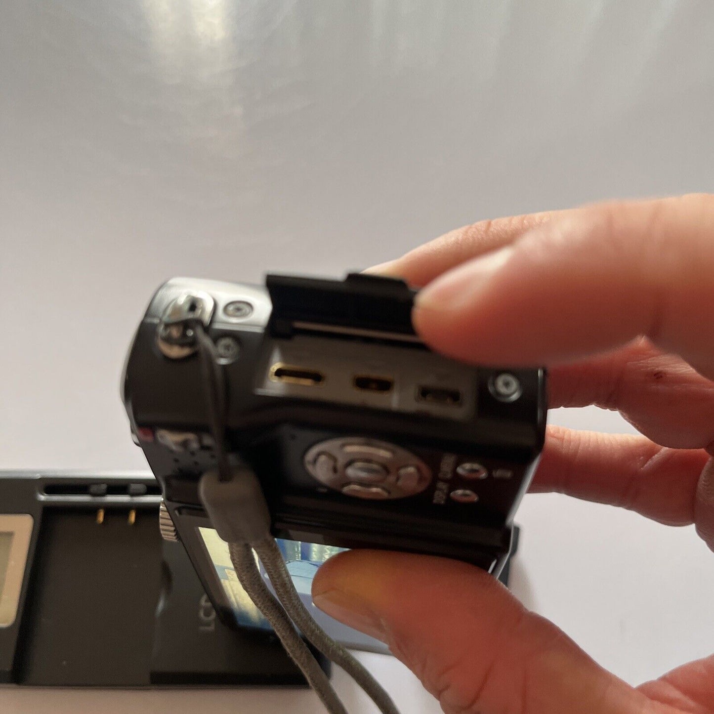 Panasonic Lumix DMC-TZ15 Digital Camera 9.1MP With Charger & 4GB SD Card