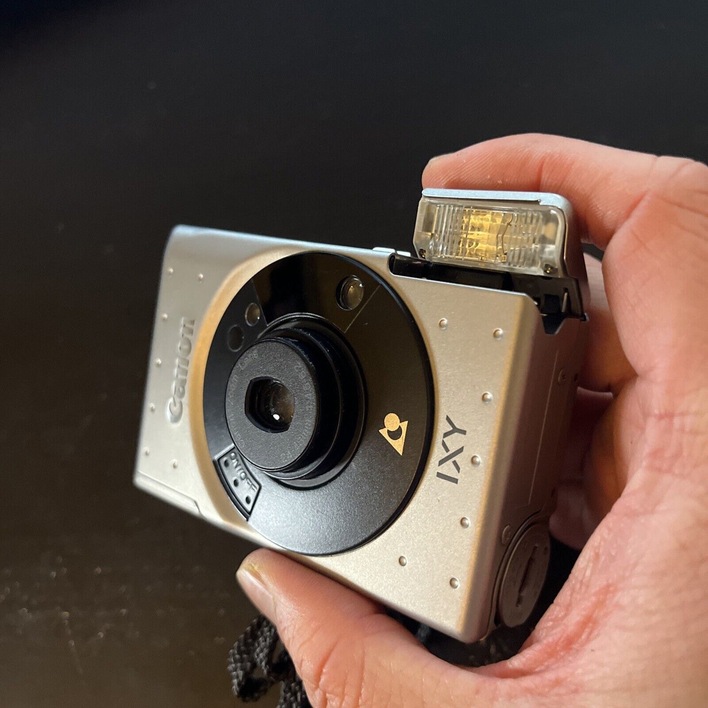 Canon IXY Film Camera *For Parts Or Repair* Uses APS Film