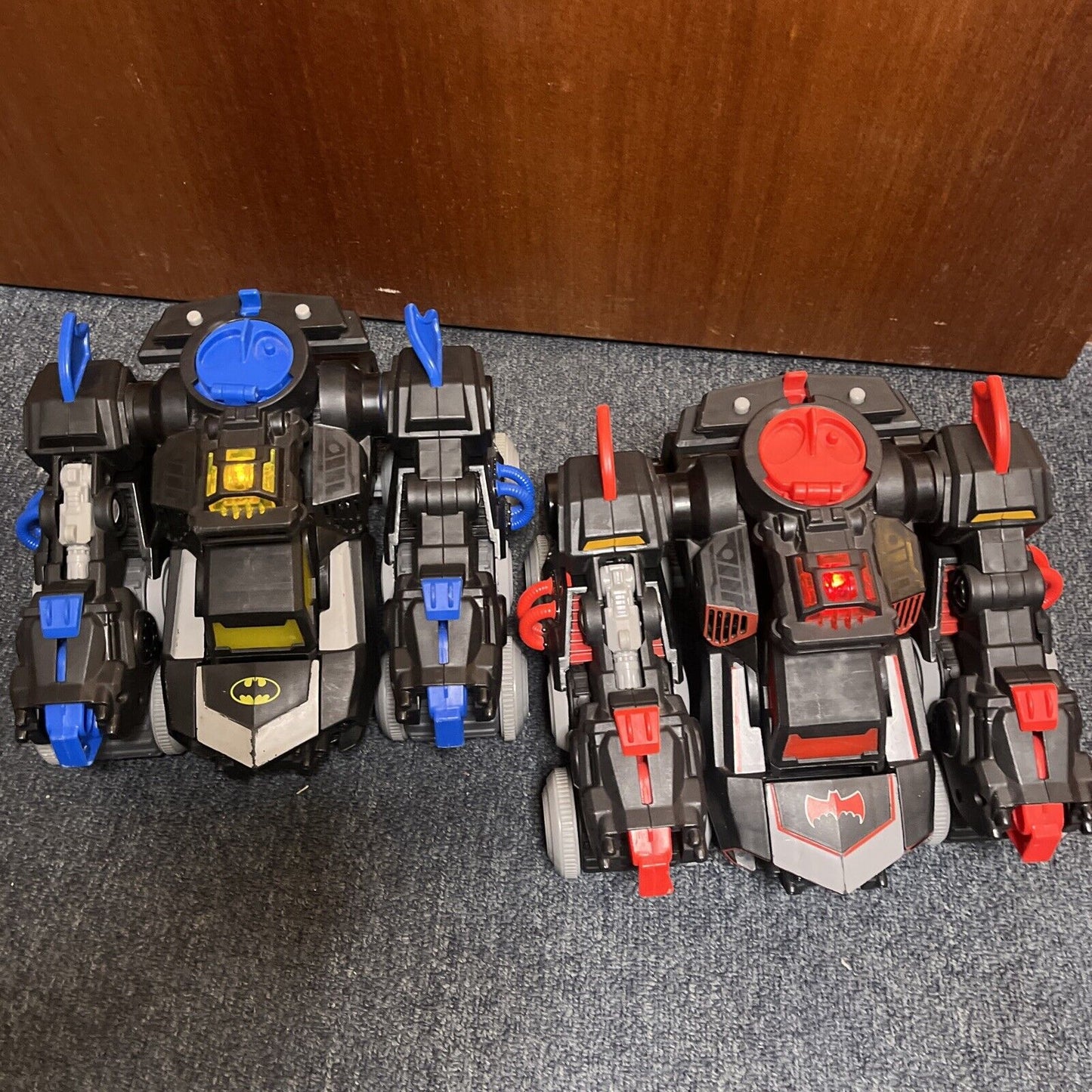 Batman Batbot Red & Black 2013 *Problems Transforming But Lights Up And Sound*