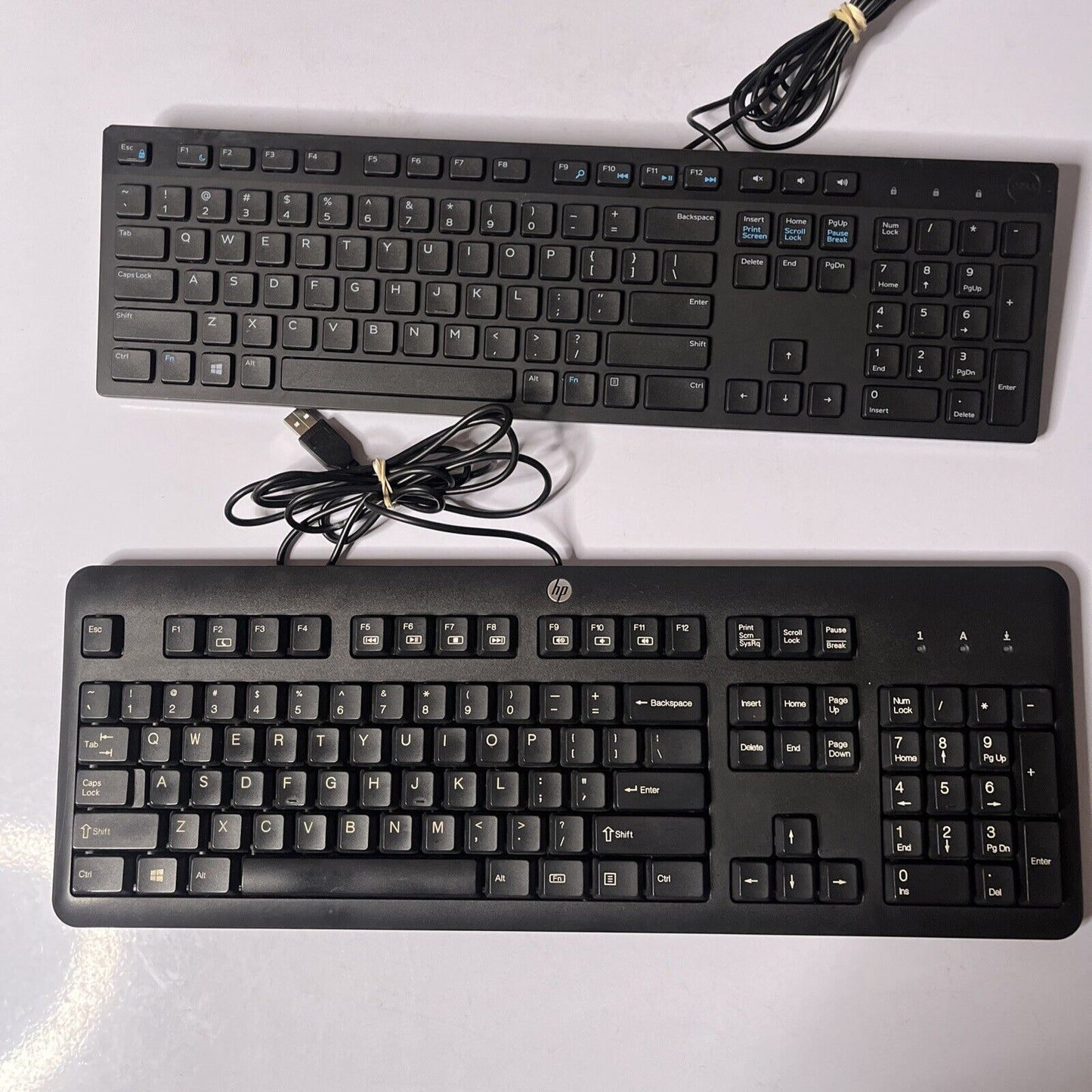 2x Keyboard USB: Dell KB216t & HP KU-1156